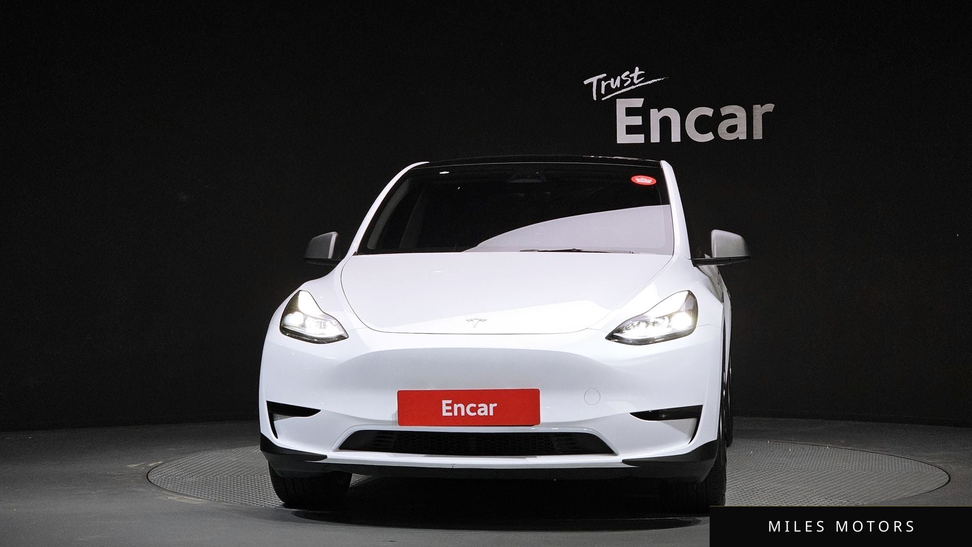 Tesla Model Y 2024 — миниатюра 3
