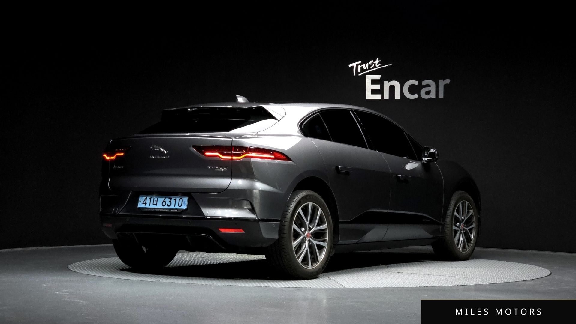 Jaguar I-PACE 2019 — миниатюра 2