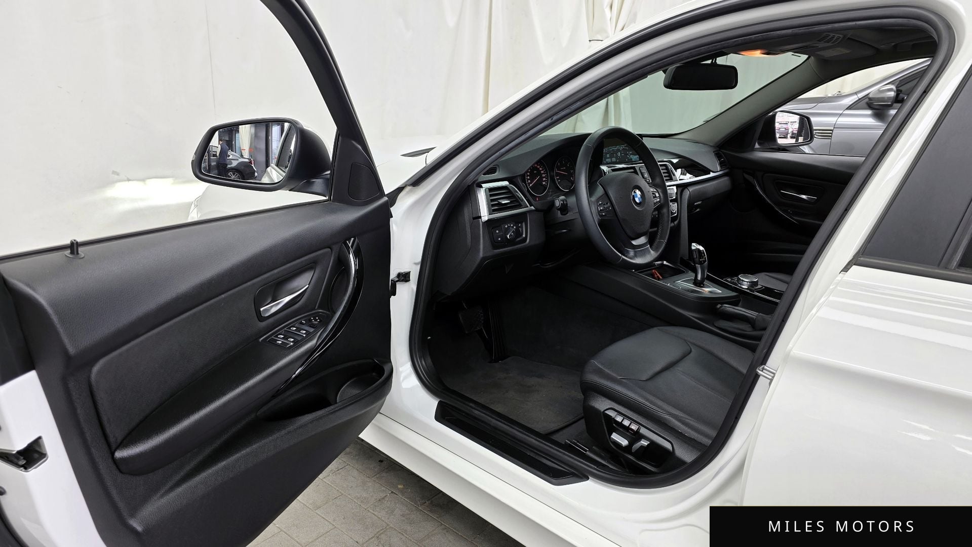 BMW 3 Series (F30) 2016 — миниатюра 10