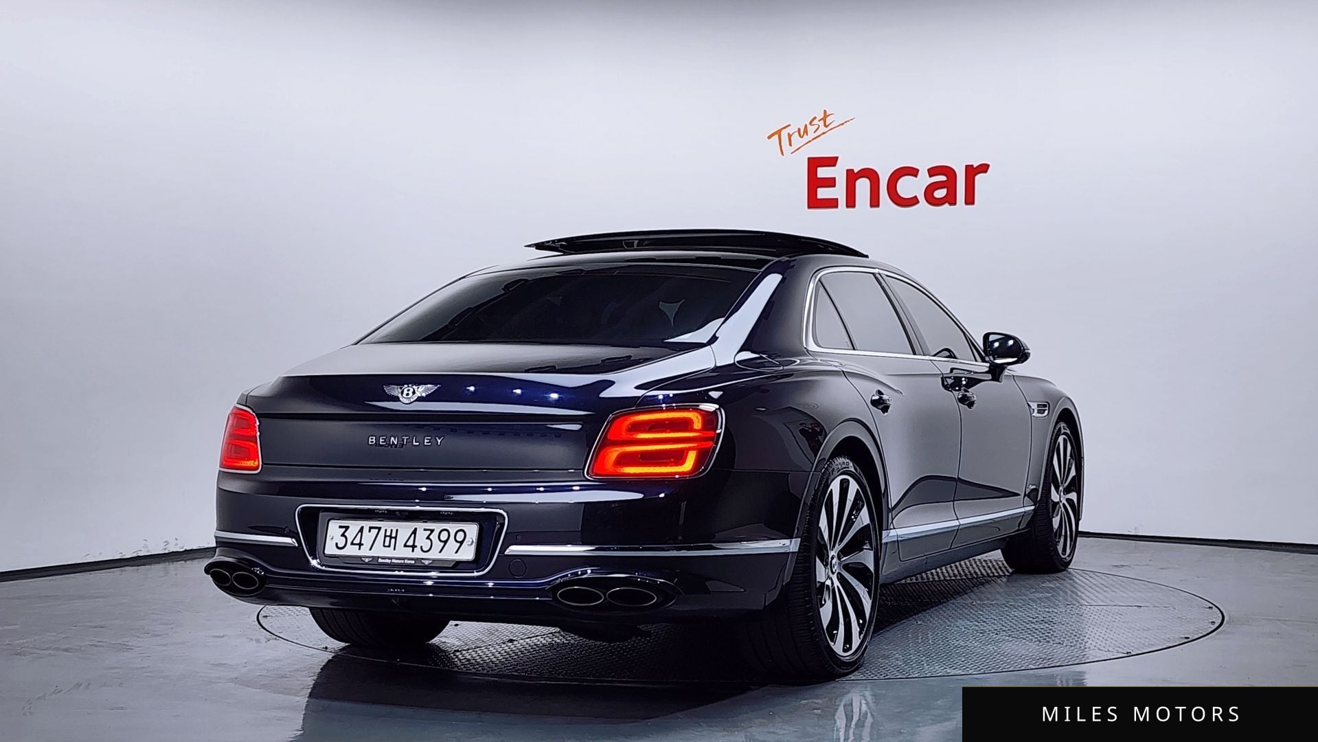 Bentley 플라잉스퍼 2023 — миниатюра 2