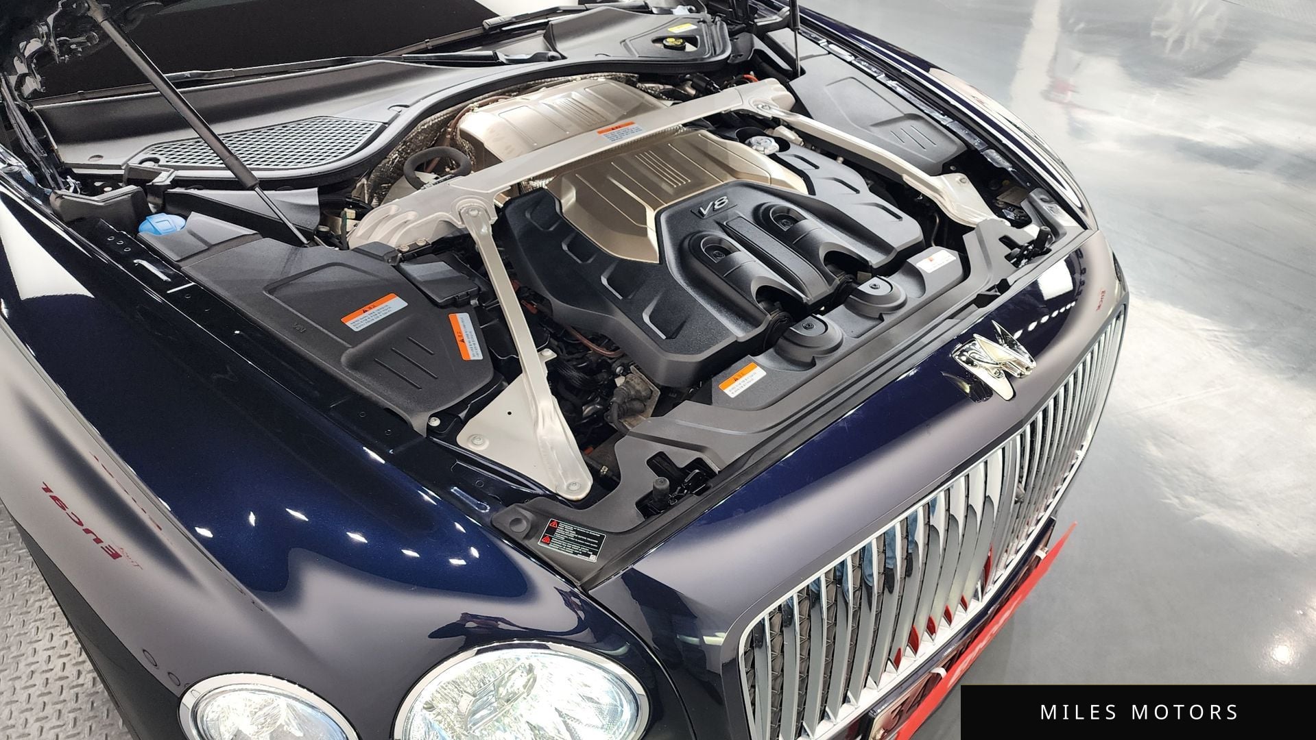 Bentley 플라잉스퍼 2023 — миниатюра 6