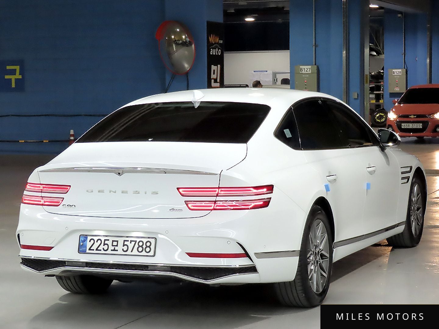 Genesis G80 (RG3) 2025 — миниатюра 2
