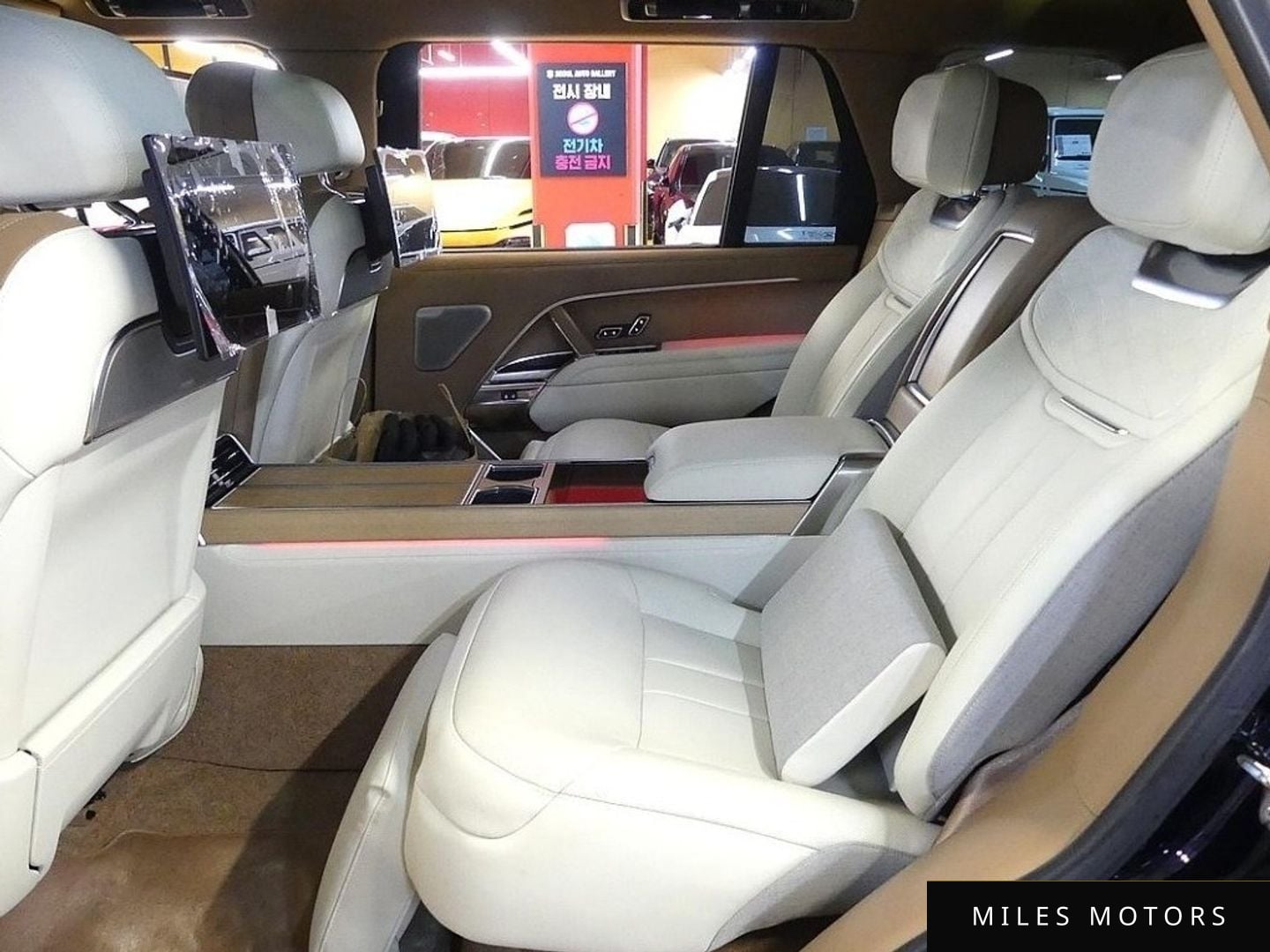 Land Rover Range Rover 2024 — фото 1 из 12