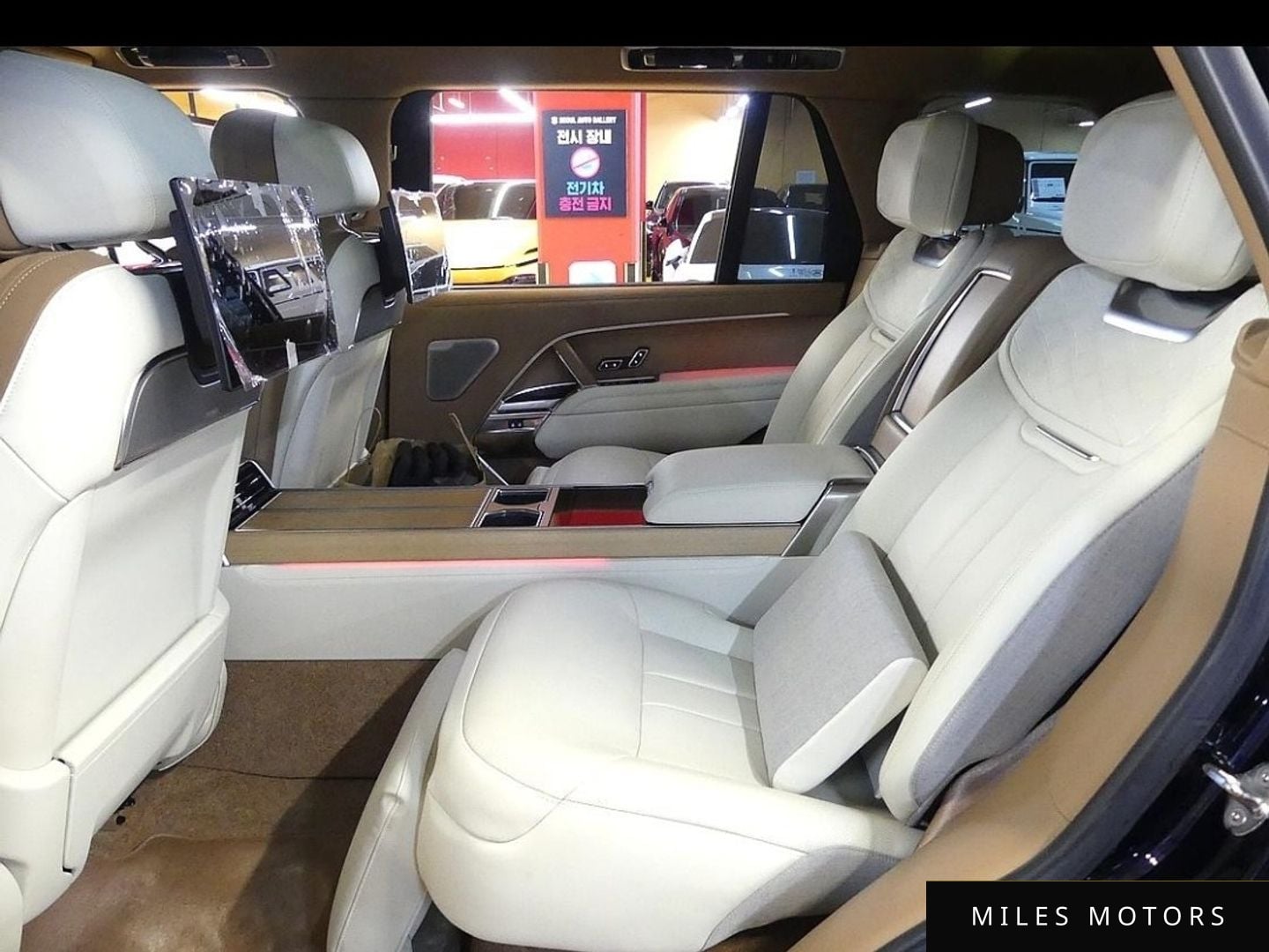 Land Rover Range Rover 2024 — миниатюра 11