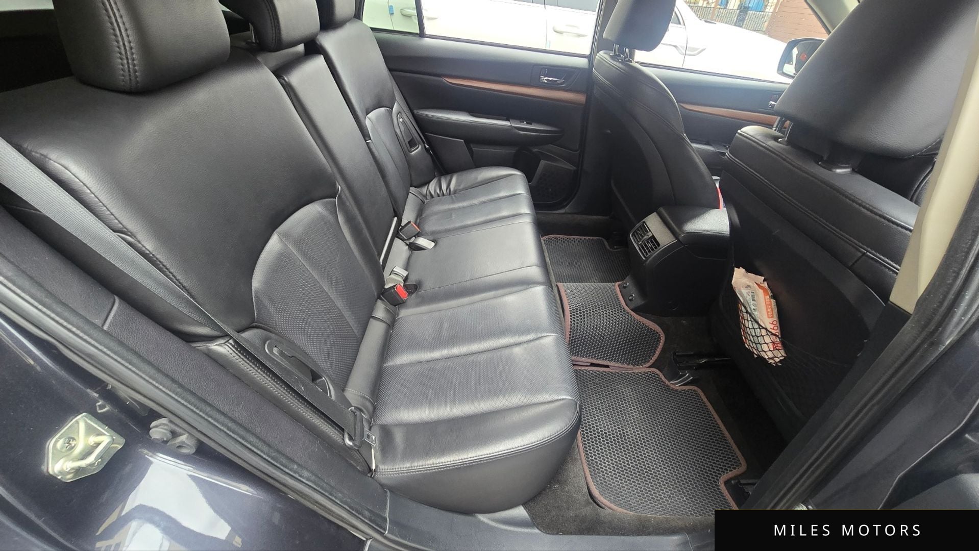 Subaru 아웃백 2013 — миниатюра 7