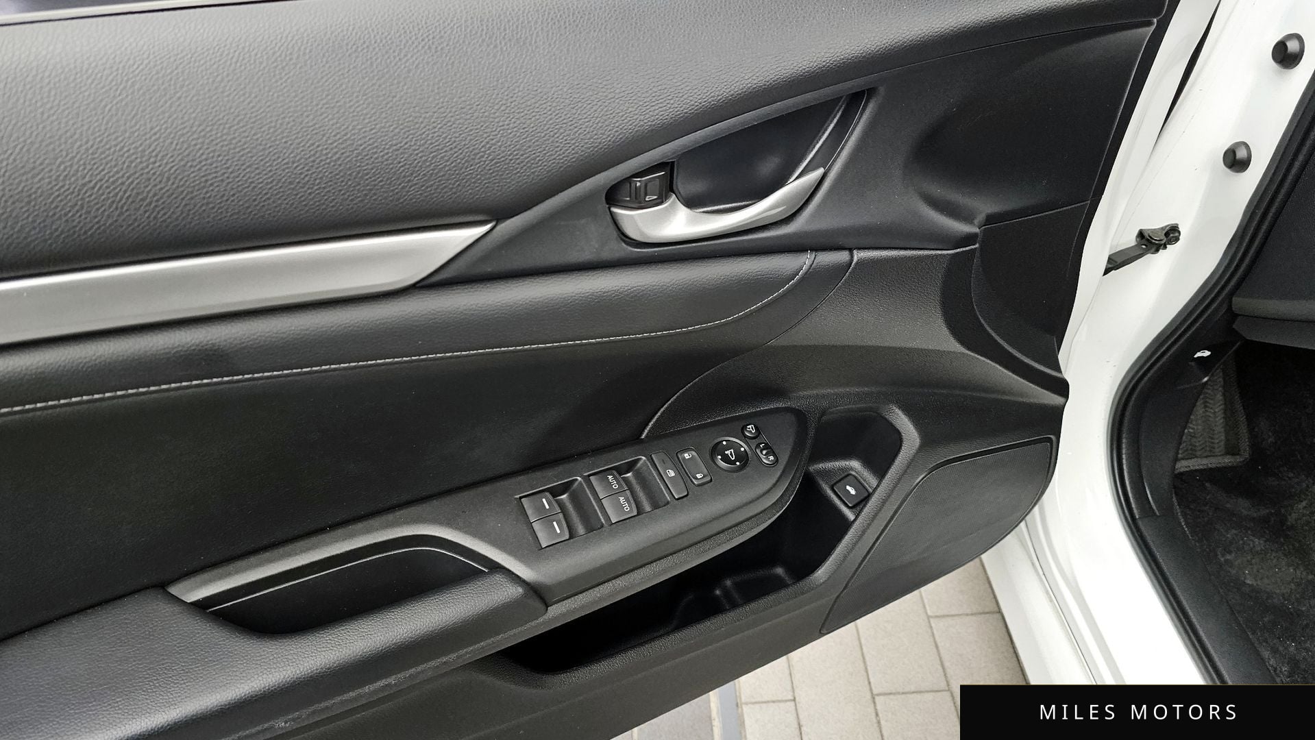 Honda Civic 2017 — миниатюра 35