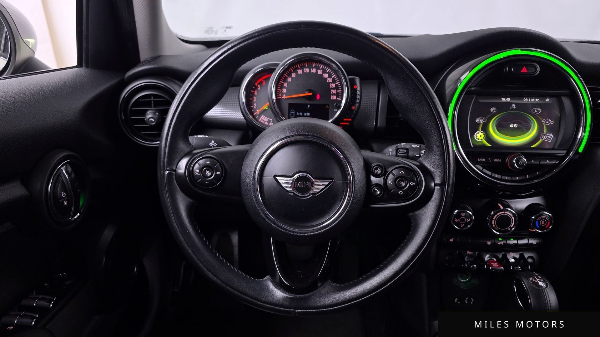MINI Cooper D 2016 — миниатюра 12