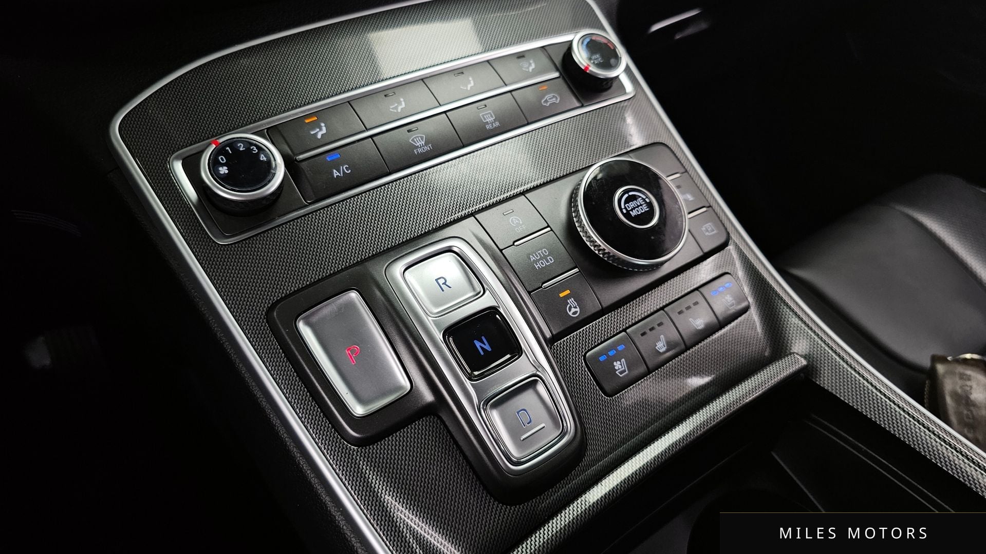 Hyundai Santafe 2021 — миниатюра 12