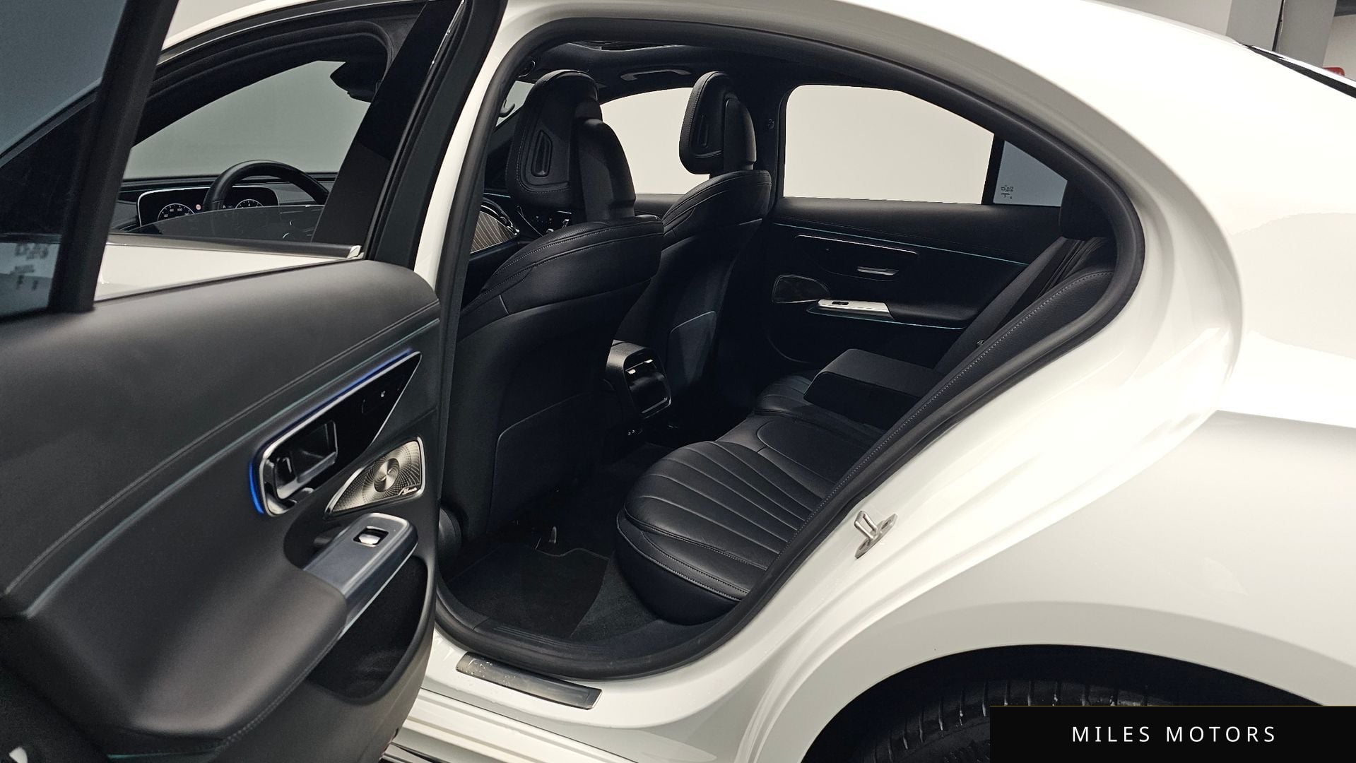 Mercedes-Benz E-클래스 W214 2024 — миниатюра 17