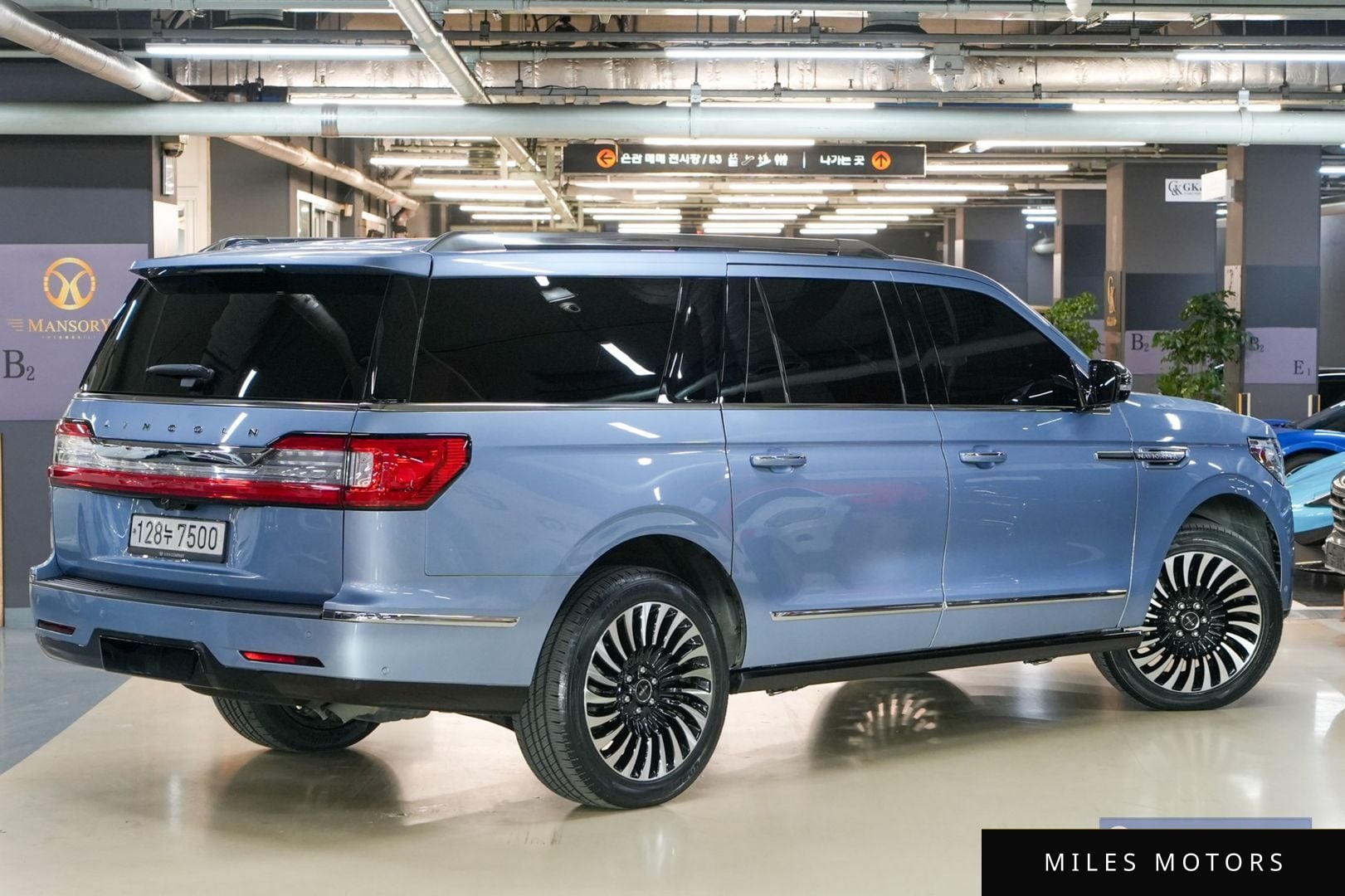 Lincoln Navigator 2020 — миниатюра 2