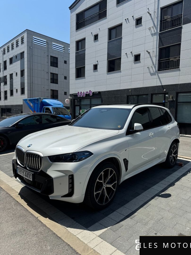 BMW X5 (G05) 2025 — миниатюра 2