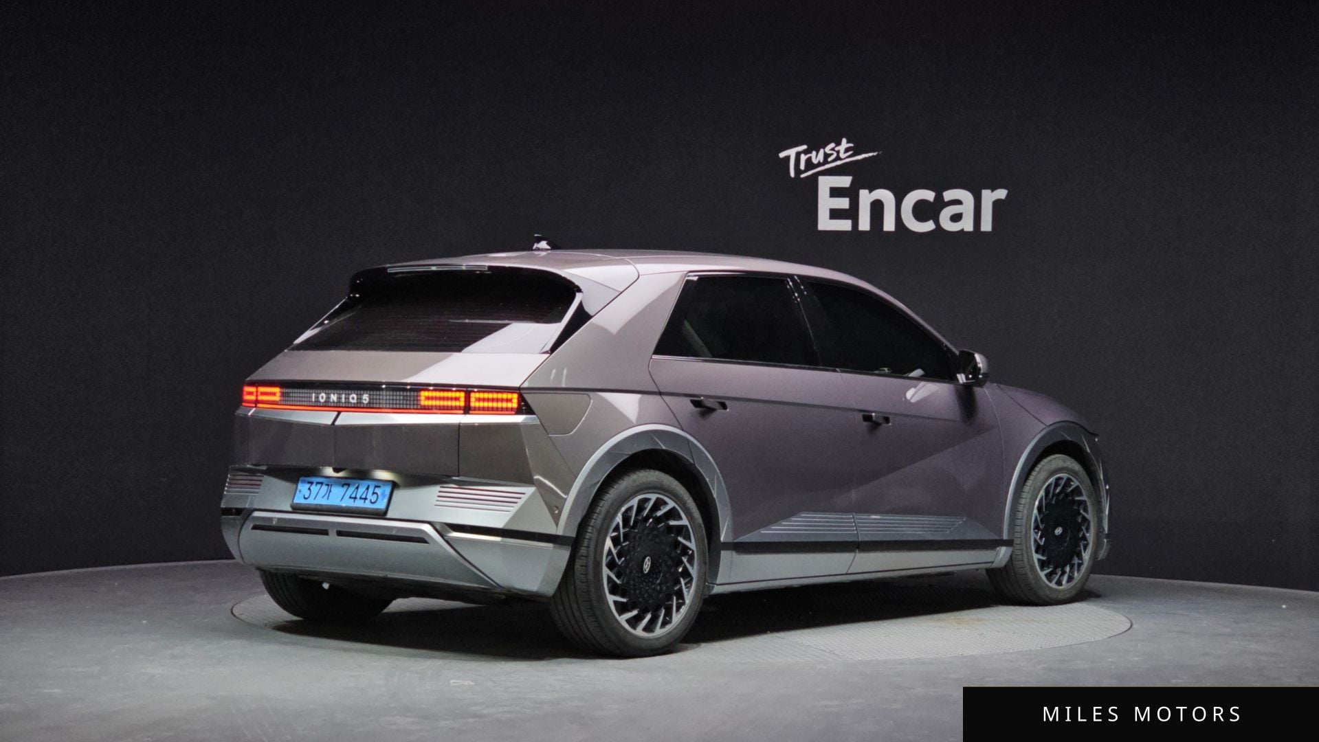 Hyundai Ioniq5 2022 — миниатюра 2