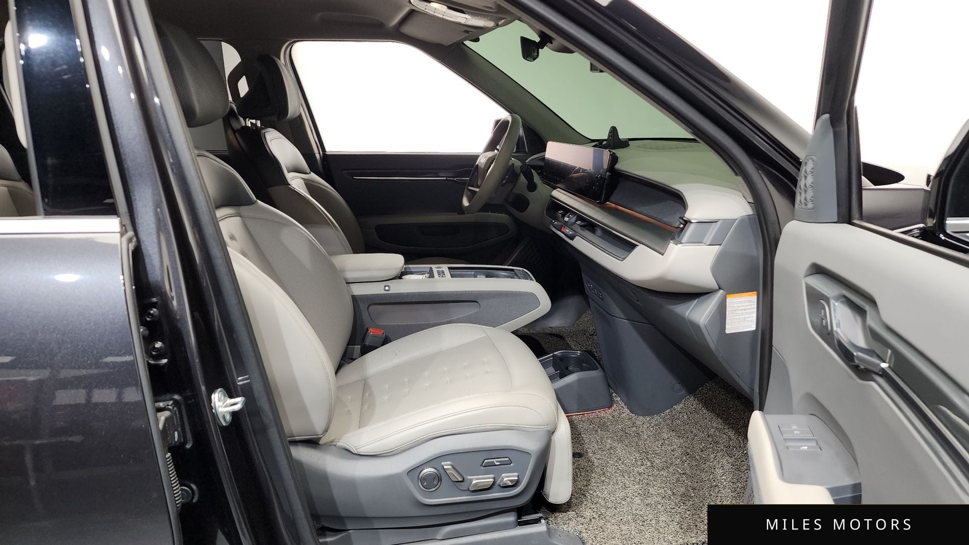 Kia EV9 2024 — миниатюра 17