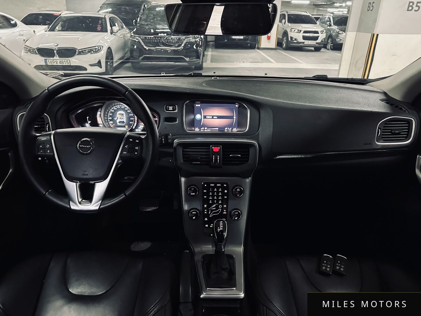 Volvo V40 2018 — миниатюра 7