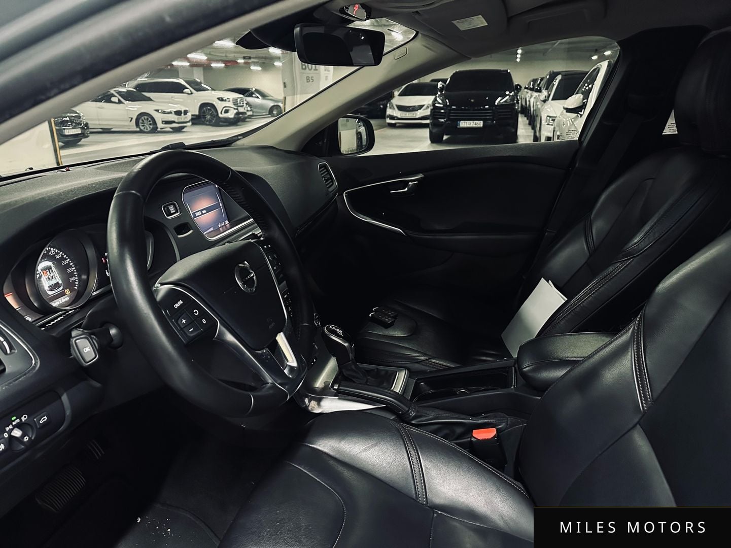 Volvo V40 2018 — миниатюра 10