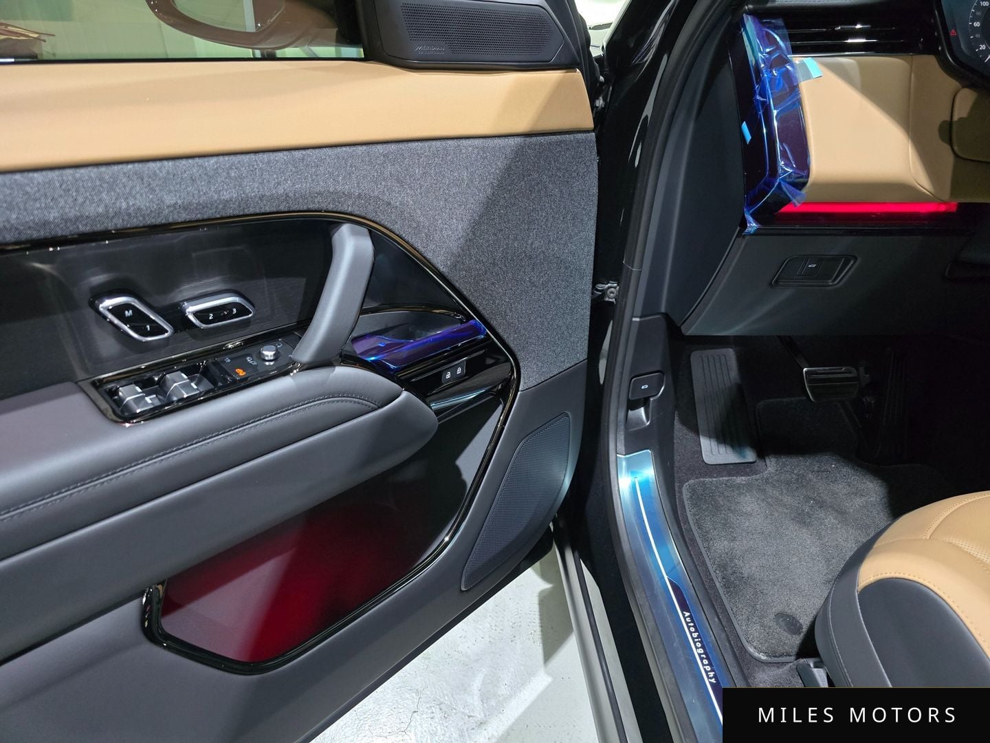 Land Rover Range Rover Sport 2026 — миниатюра 10