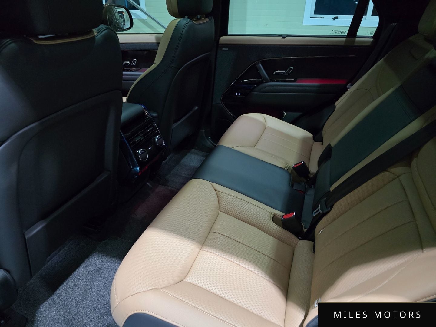 Land Rover Range Rover Sport 2026 — миниатюра 13