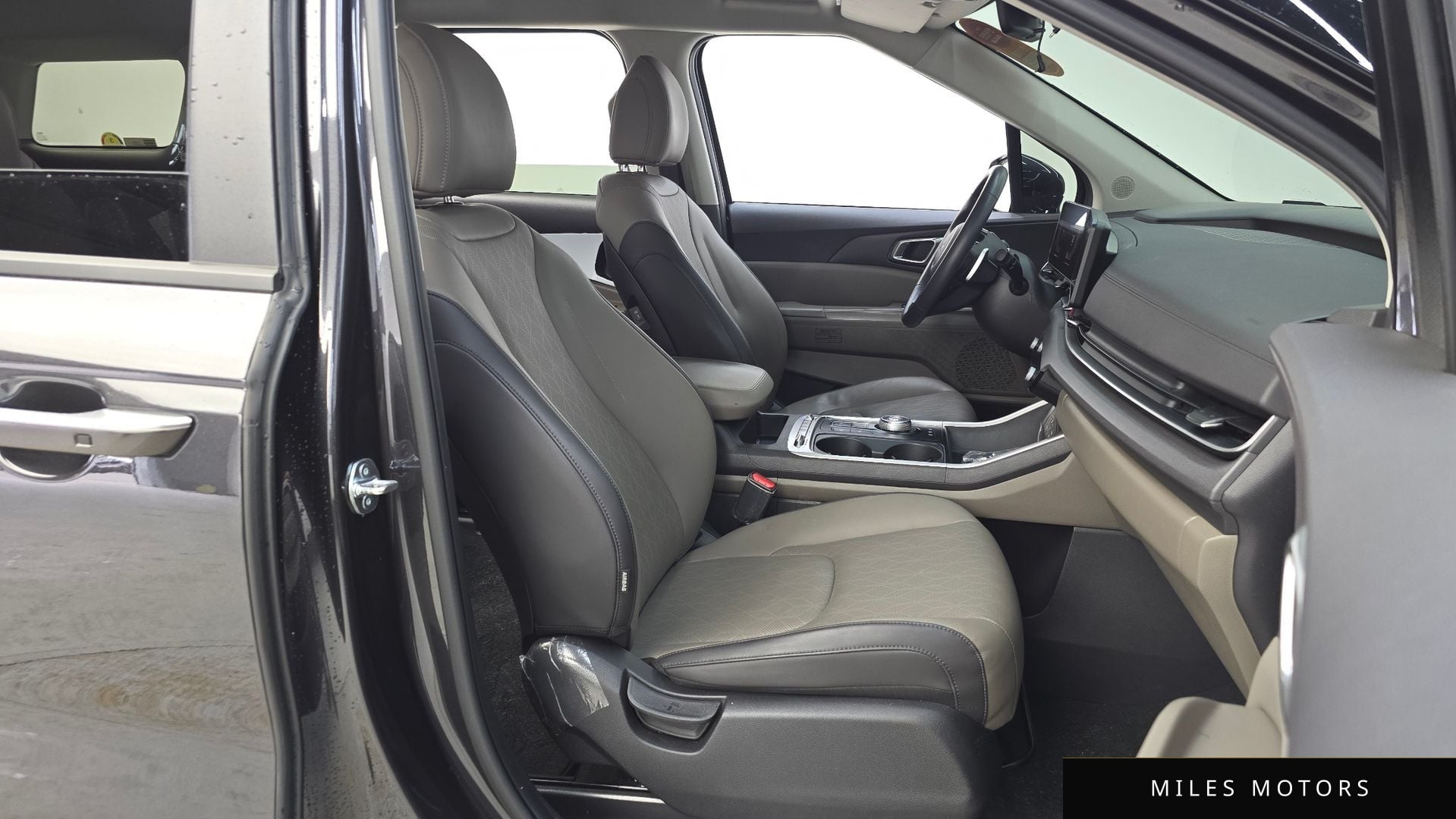Kia Canival 2024 — миниатюра 17