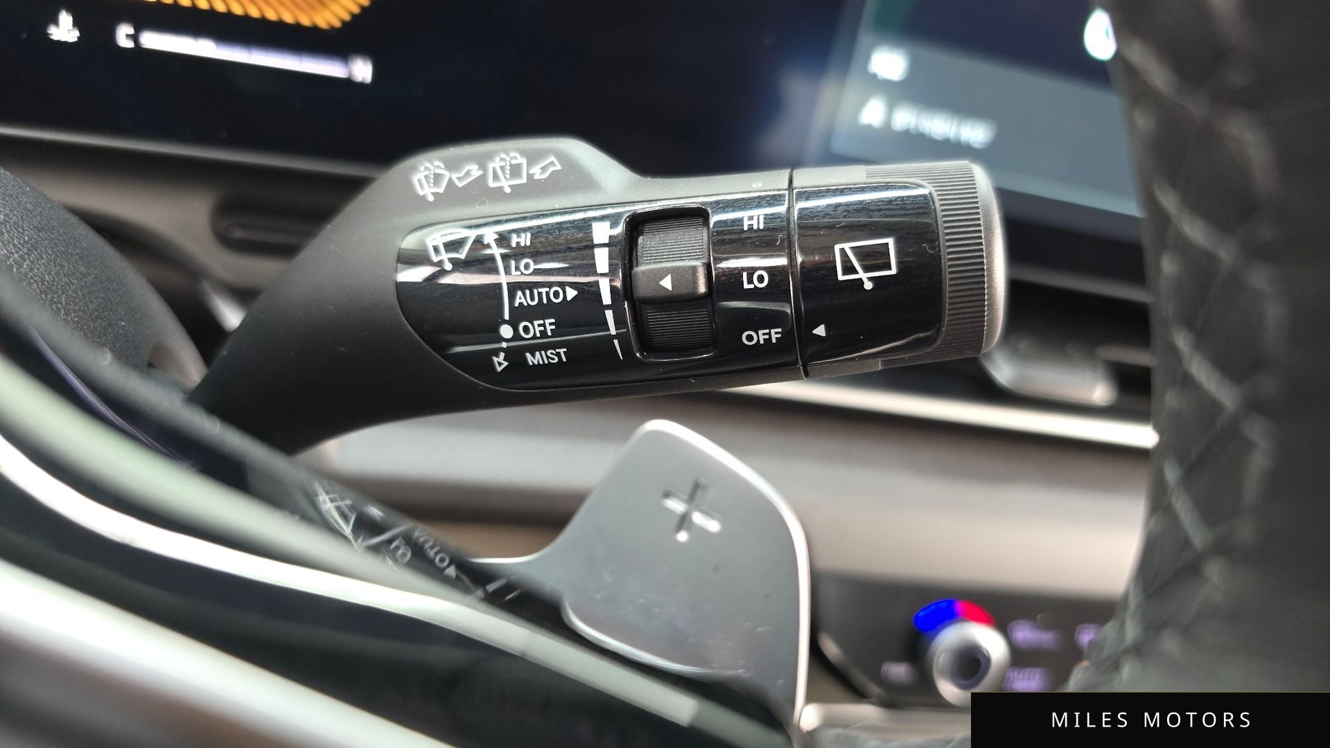 Kia Canival 2024 — миниатюра 32