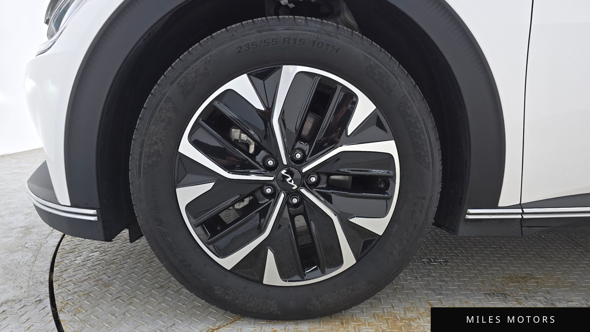 Kia EV6 2024 — миниатюра 5