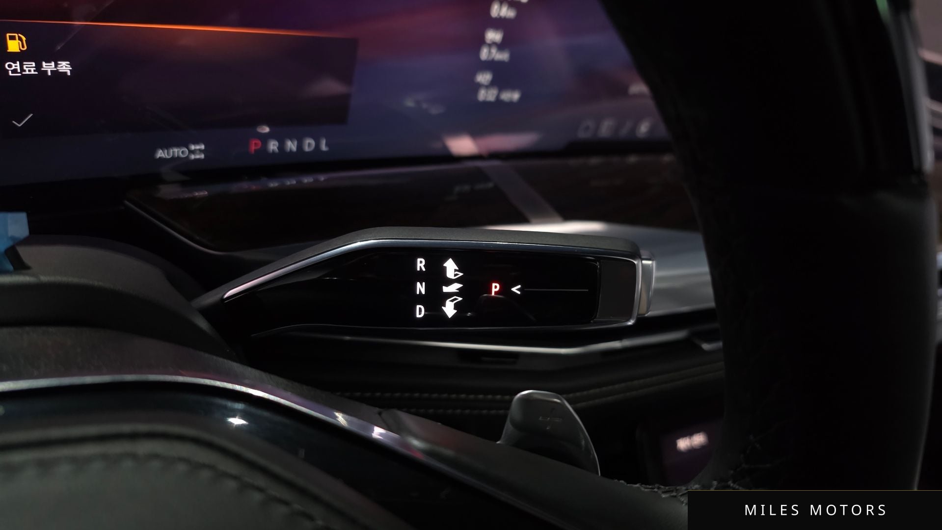 Cadillac Escalade 2025 — миниатюра 12