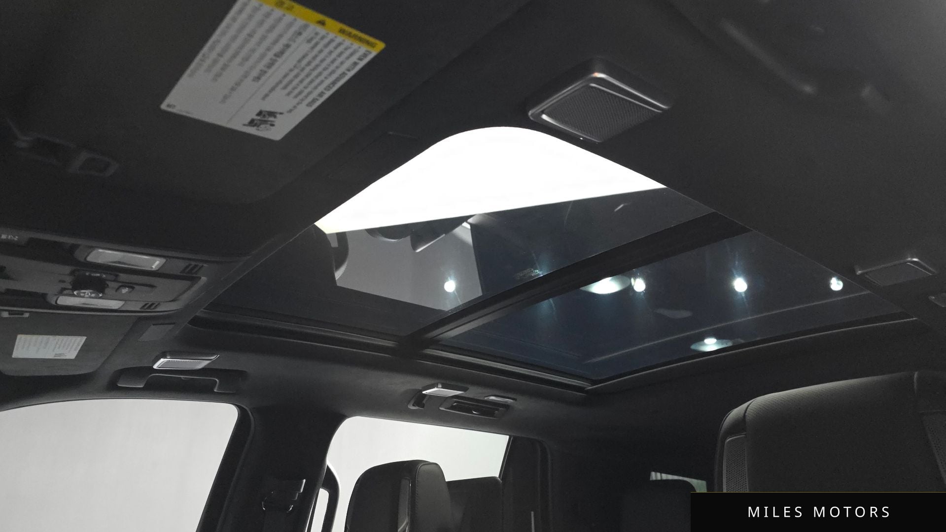 Cadillac Escalade 2025 — миниатюра 26