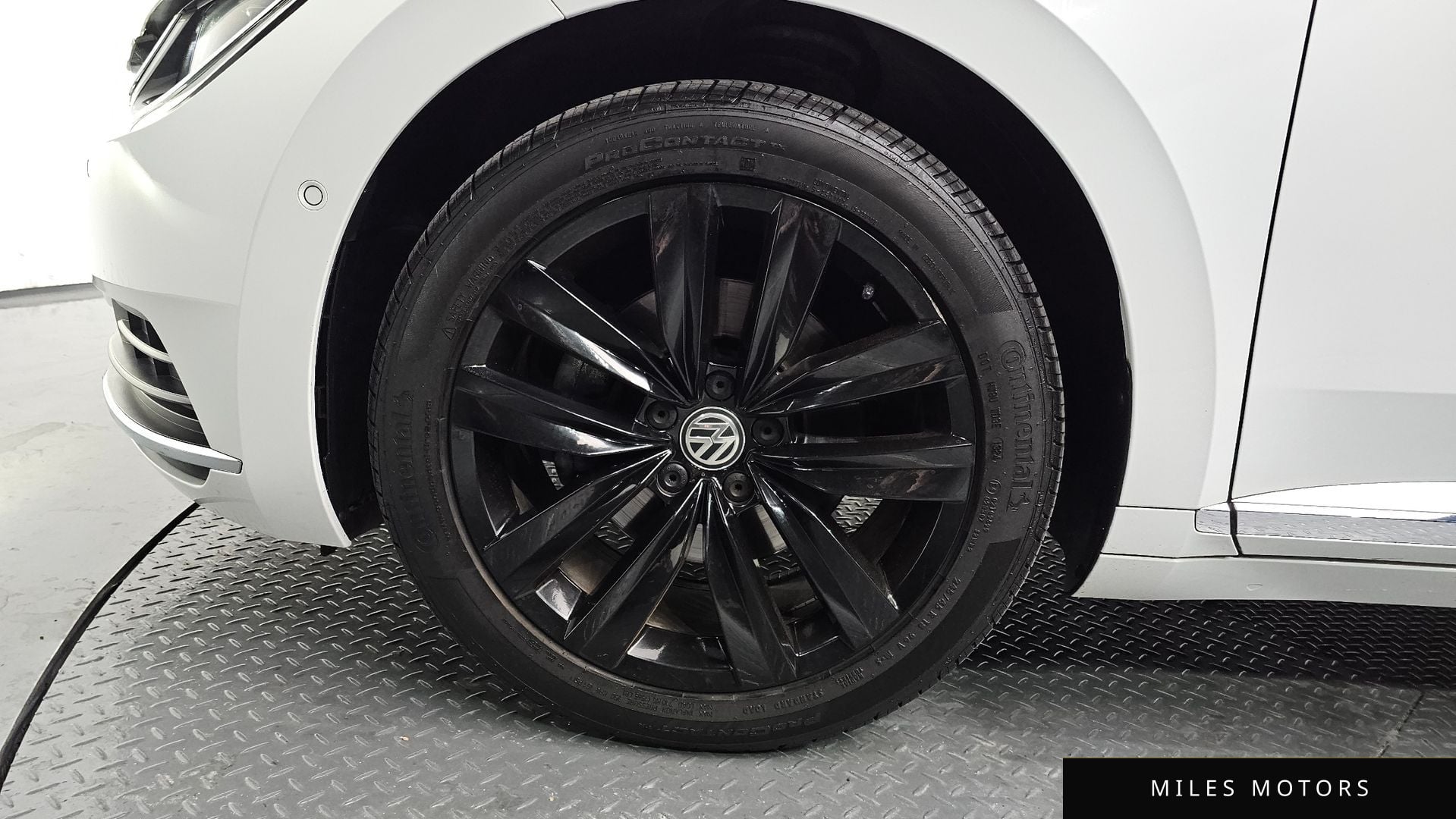 Volkswagen 아테온 2019 — миниатюра 5