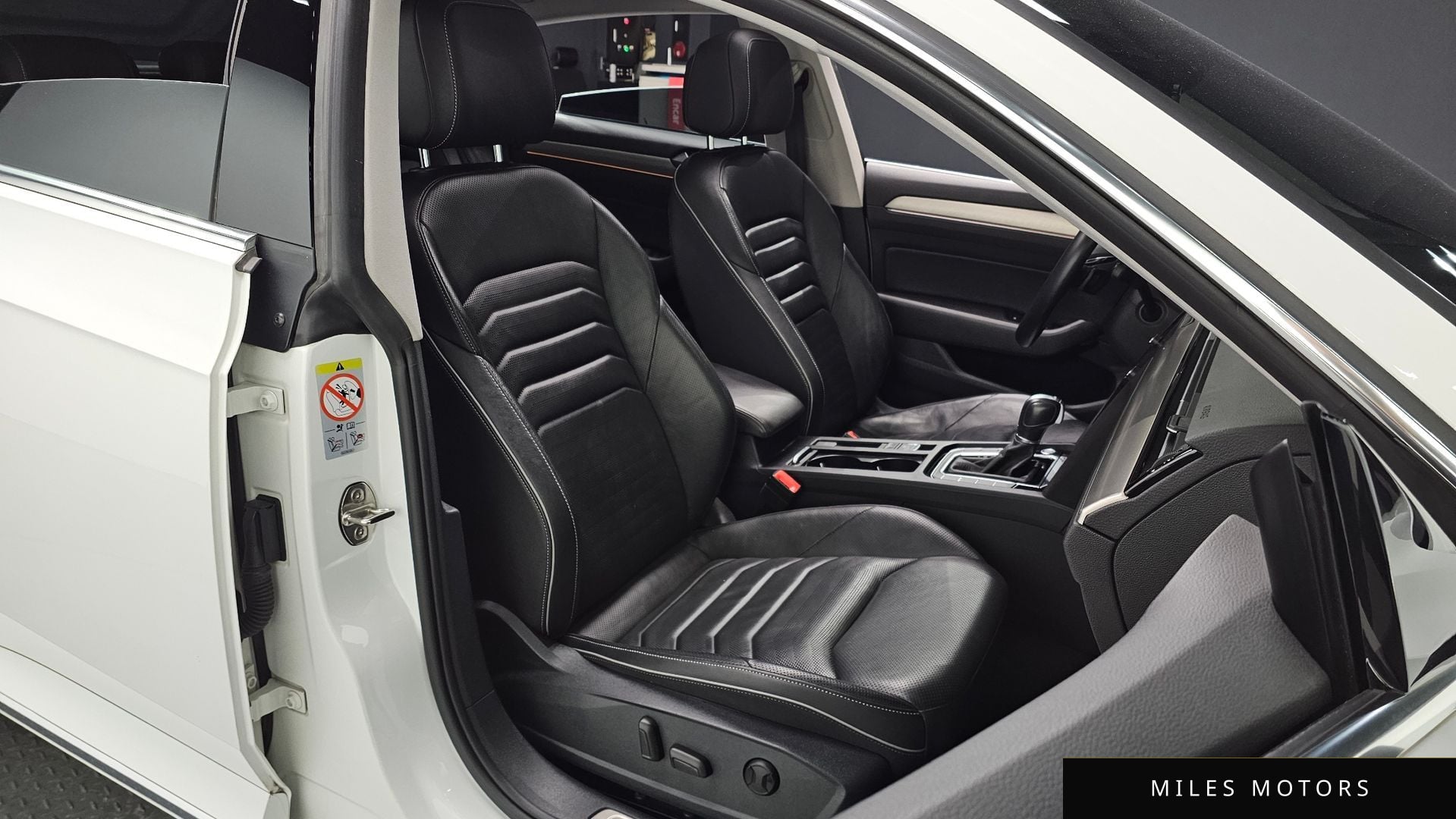 Volkswagen 아테온 2019 — миниатюра 10