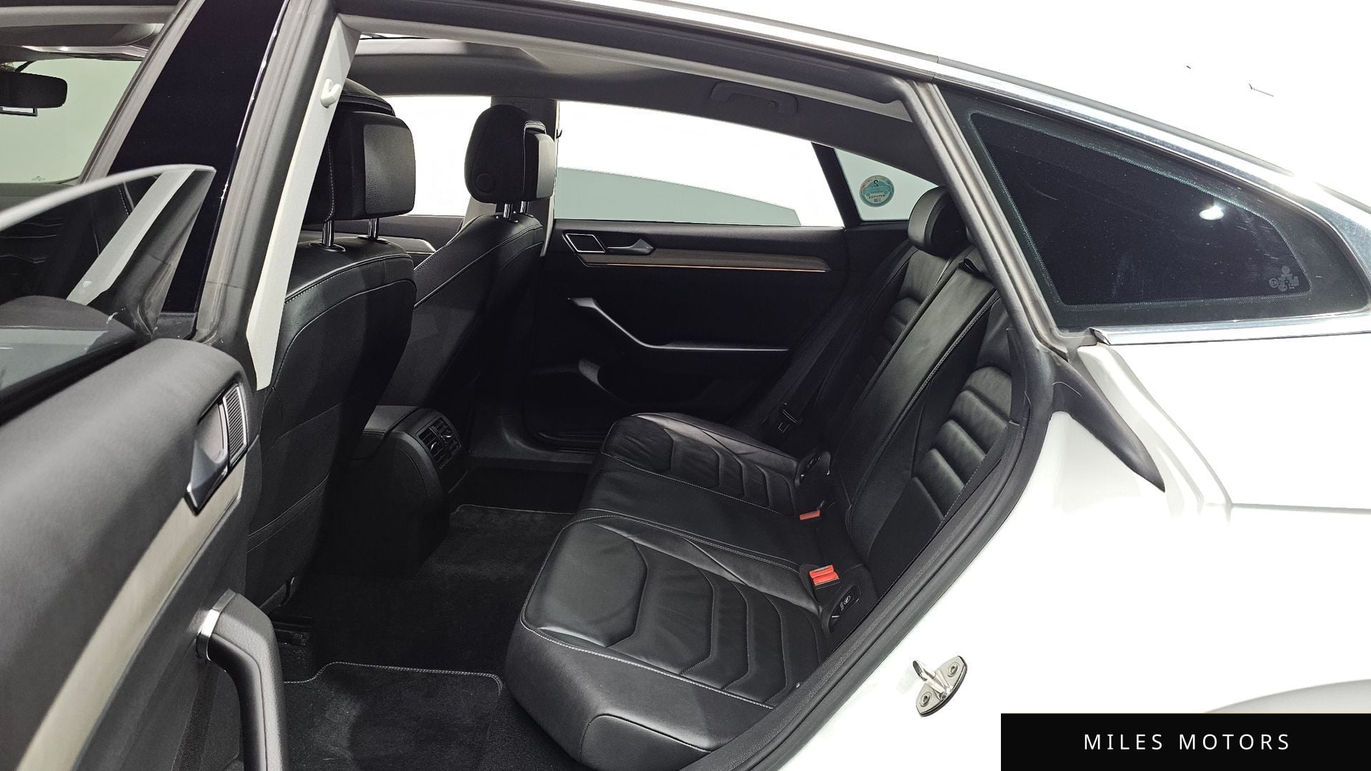 Volkswagen 아테온 2019 — миниатюра 12