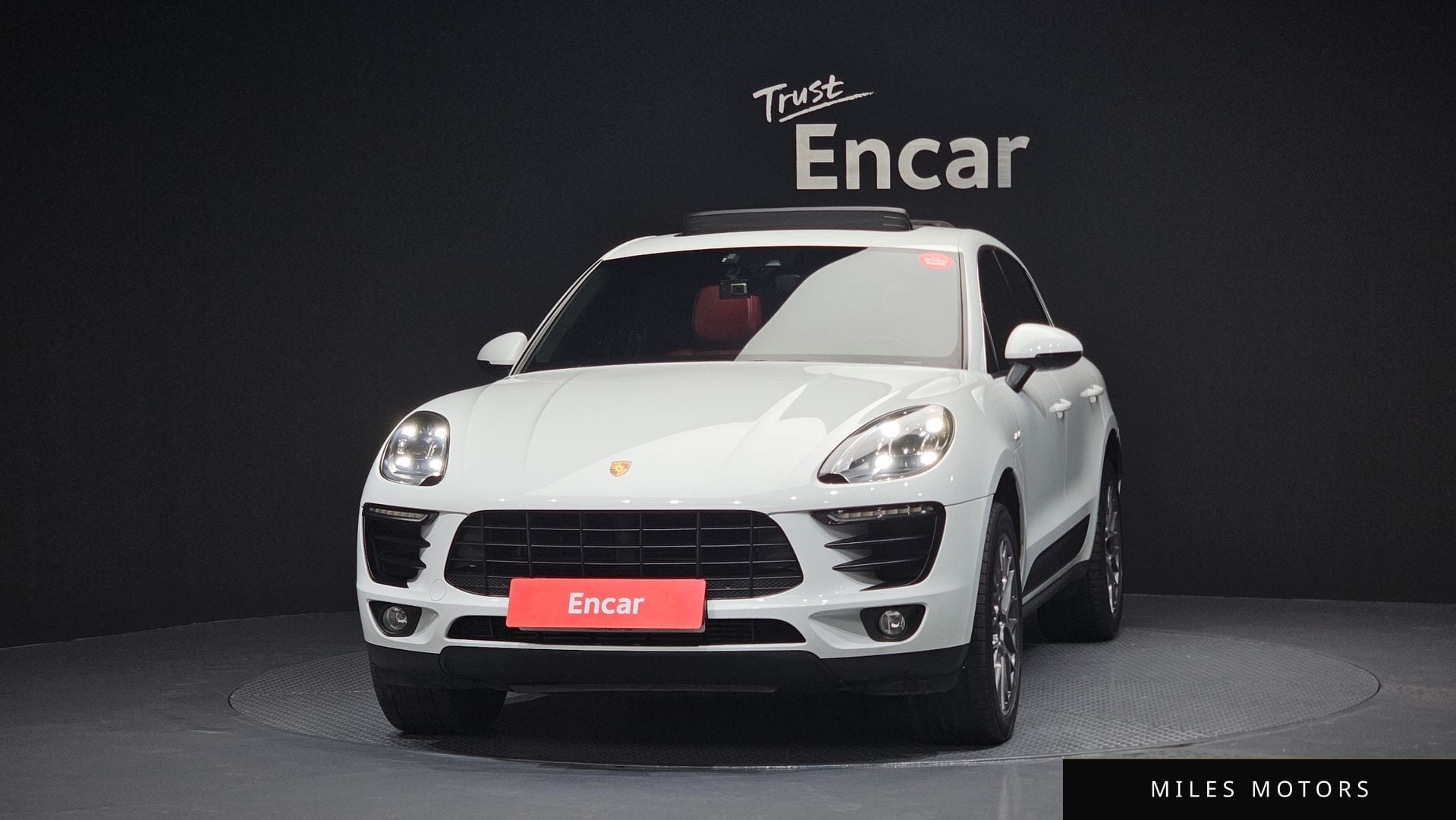 Porsche Macan 2017 — миниатюра 3