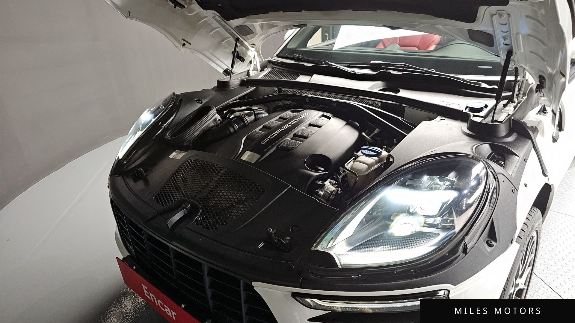Porsche Macan 2017 — миниатюра 6