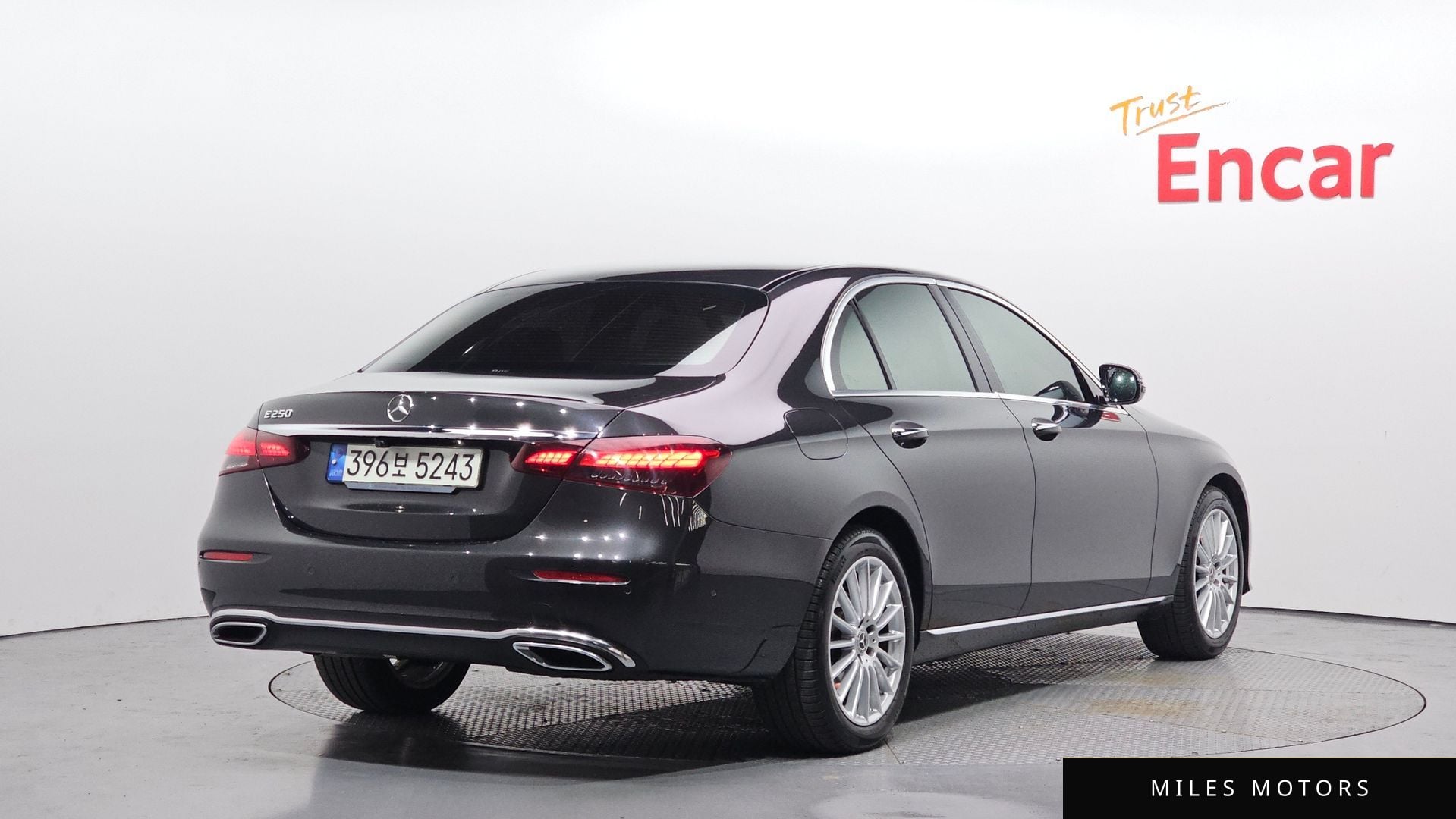 Mercedes-Benz E-클래스 W213 2021 — миниатюра 2