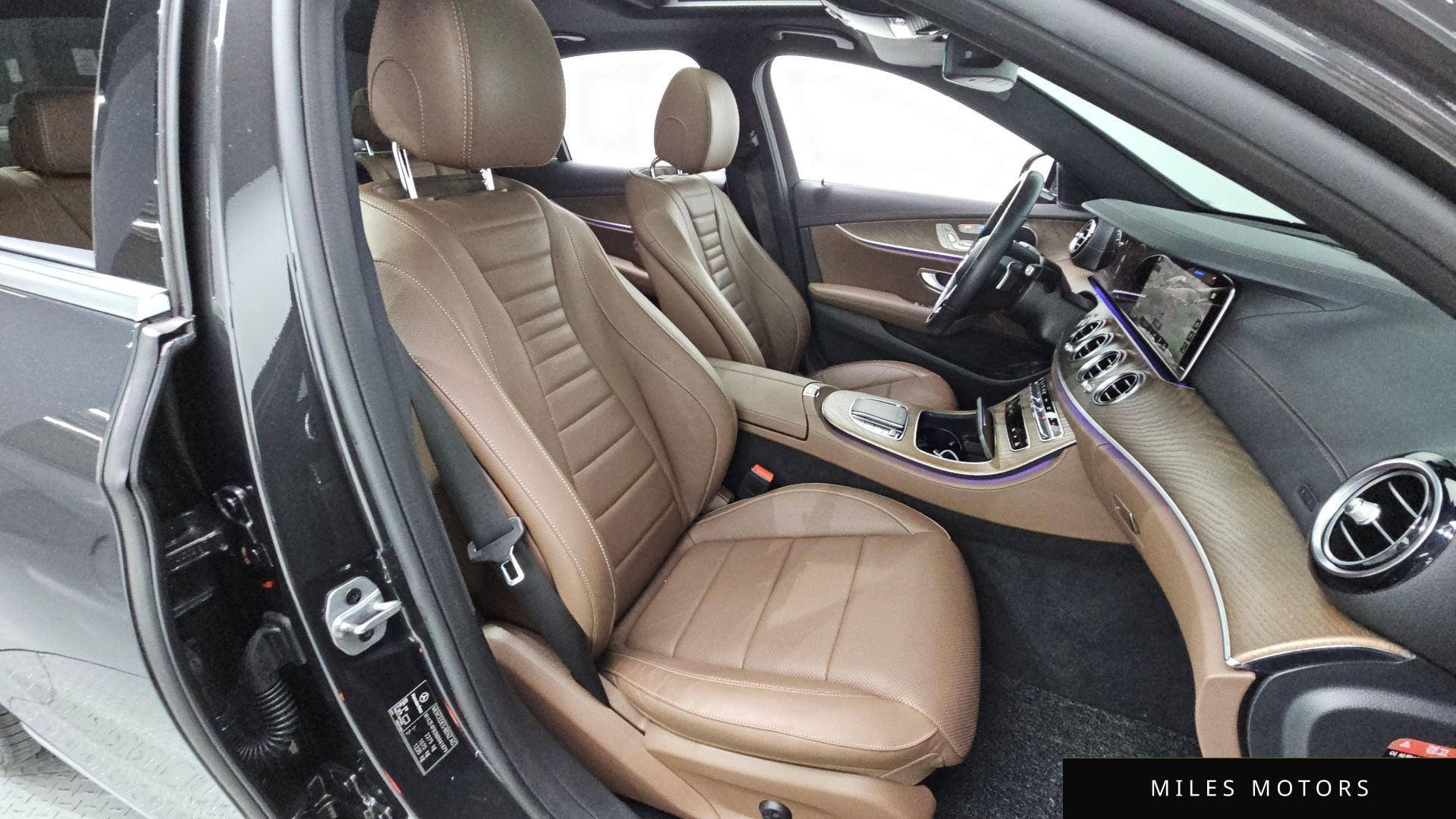 Mercedes-Benz E-클래스 W213 2021 — миниатюра 16