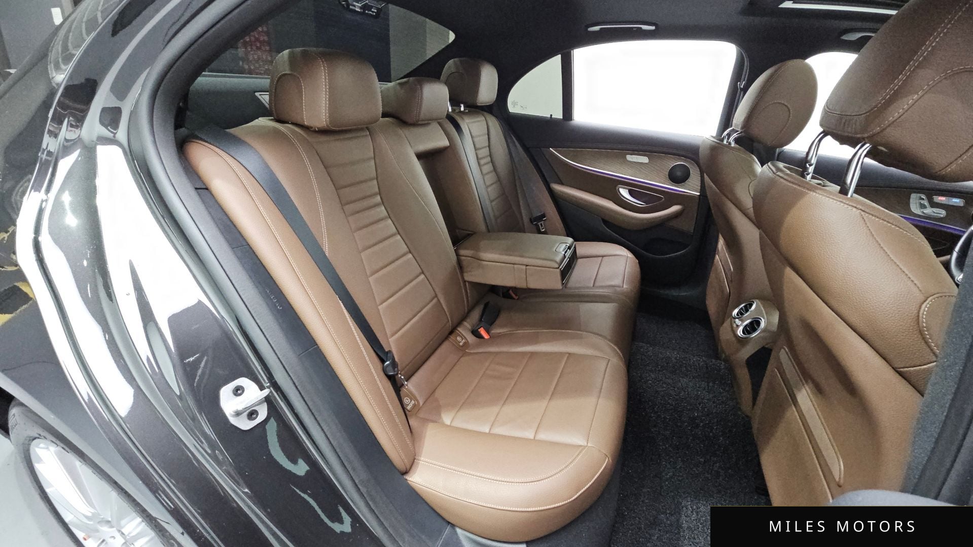 Mercedes-Benz E-클래스 W213 2021 — миниатюра 29