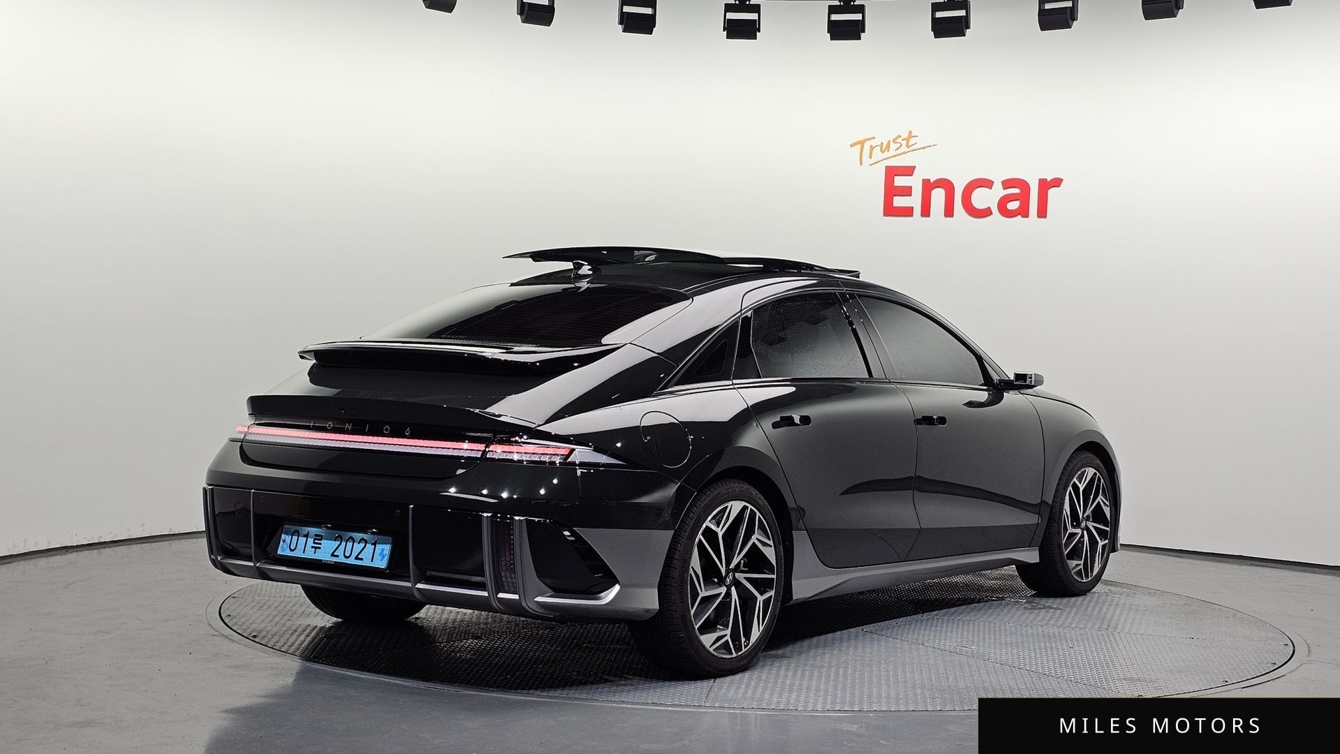 Hyundai Ioniq6 2023 — миниатюра 2