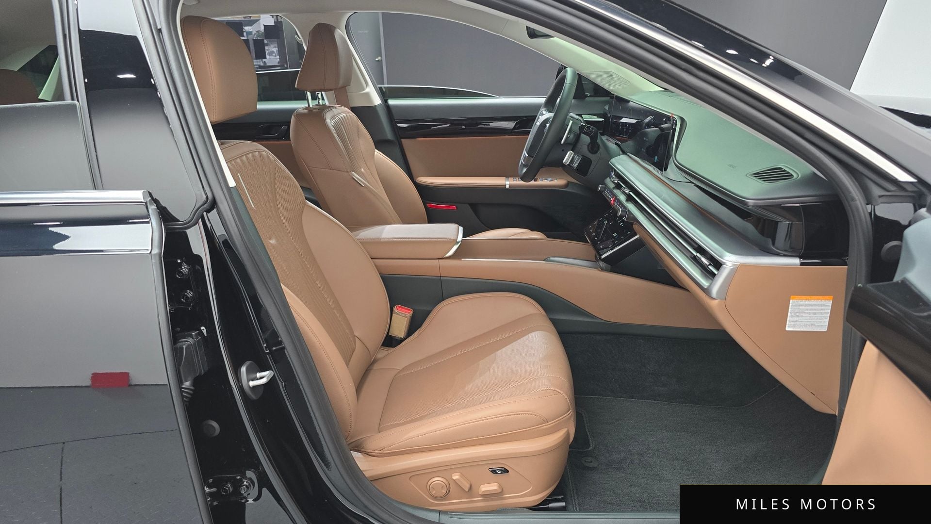 Hyundai 그랜저 하이브리드 (GN7) 2025 — миниатюра 17