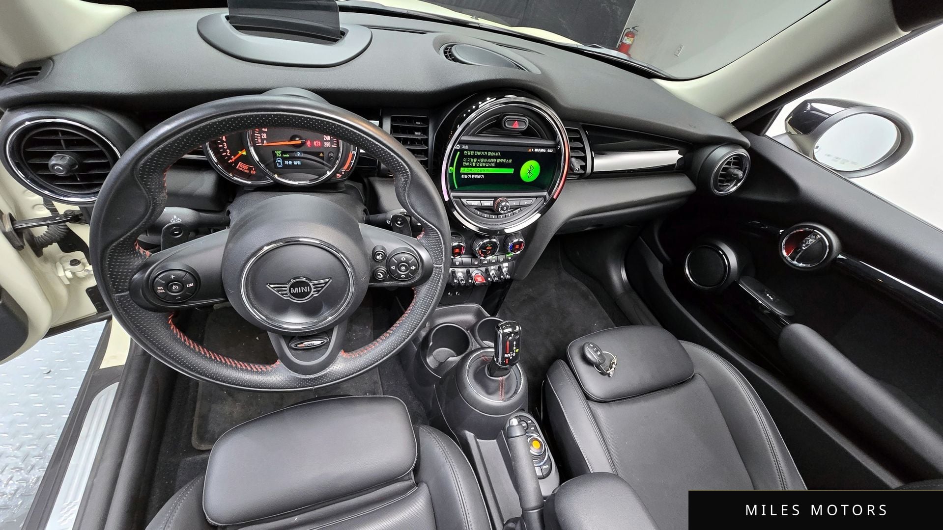 MINI Cooper S 2020 — миниатюра 7