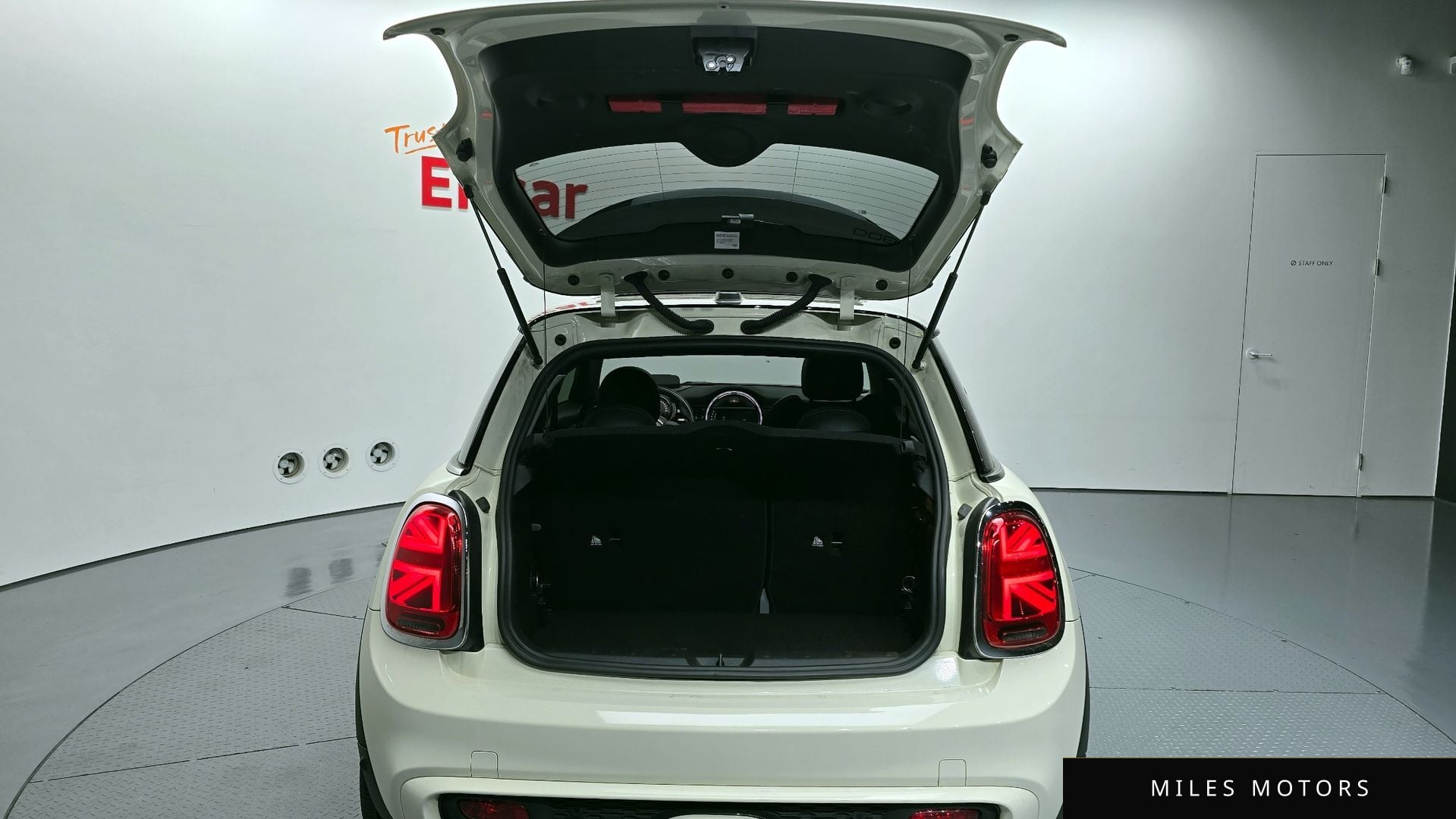 MINI Cooper S 2020 — миниатюра 11
