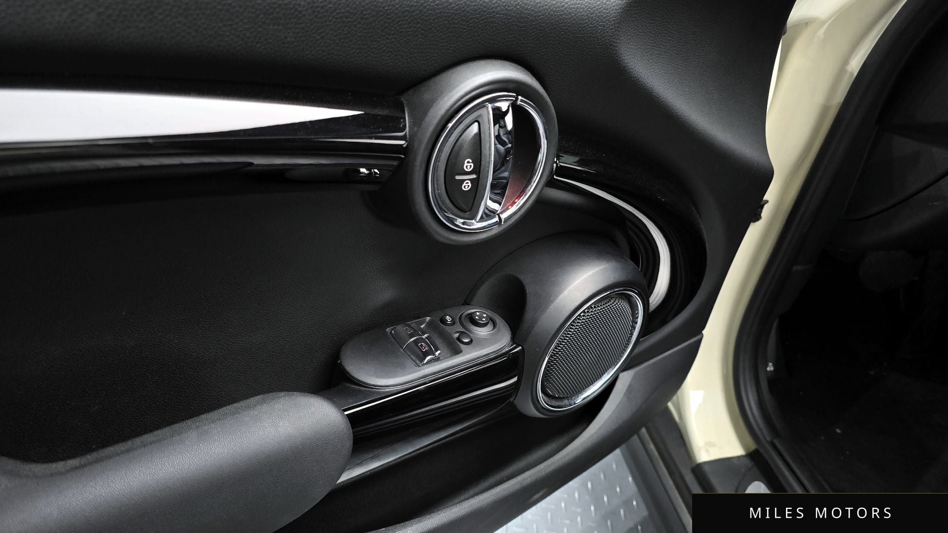 MINI Cooper S 2020 — миниатюра 19