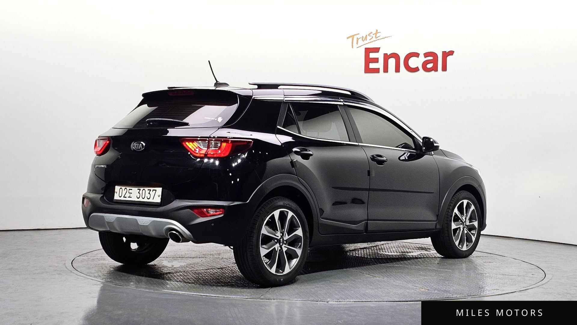 Kia Stonic 2018 — миниатюра 2