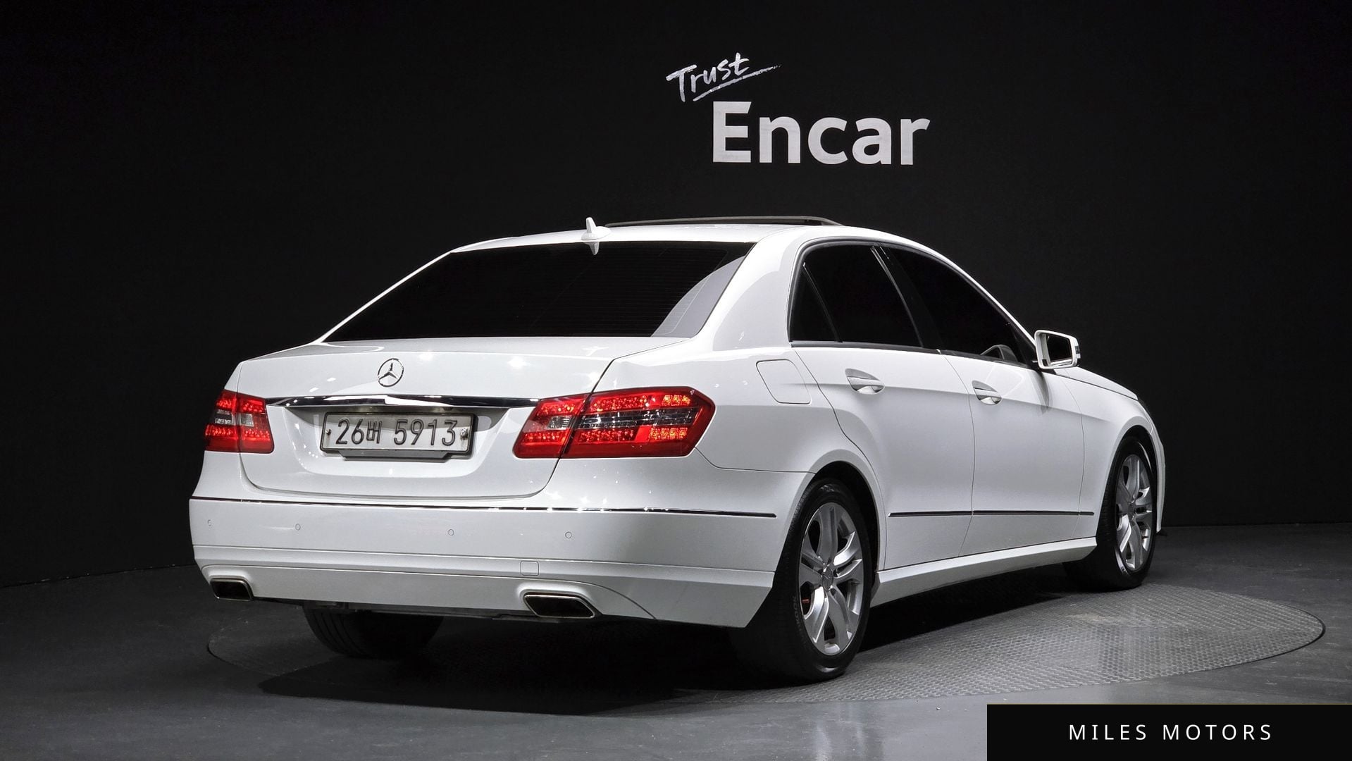 Mercedes-Benz E-클래스 W212 2013 — миниатюра 2