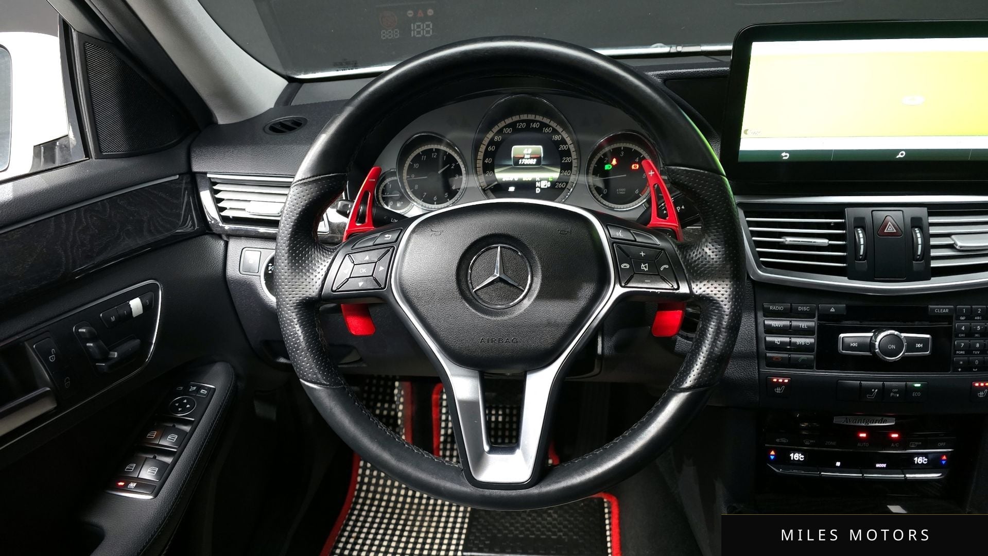 Mercedes-Benz E-클래스 W212 2013 — миниатюра 13