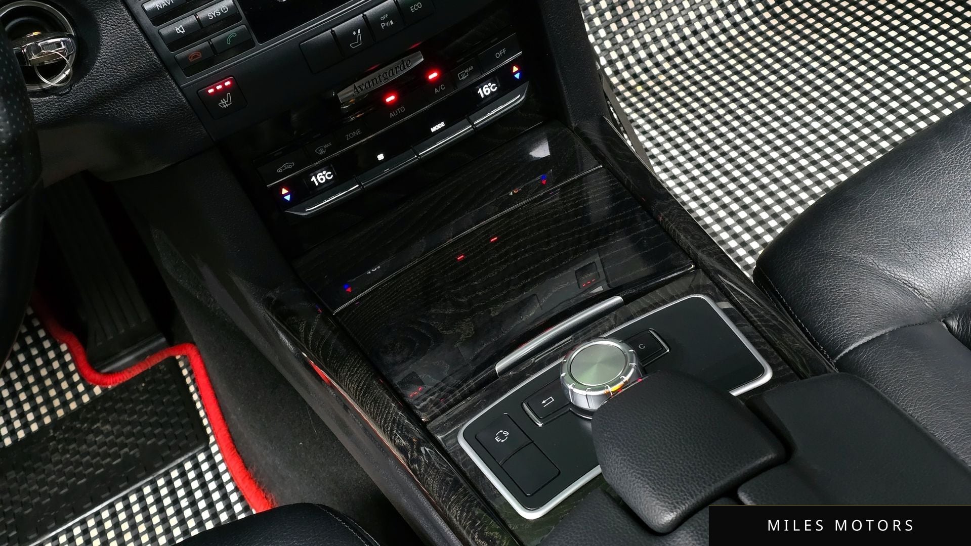 Mercedes-Benz E-클래스 W212 2013 — миниатюра 18