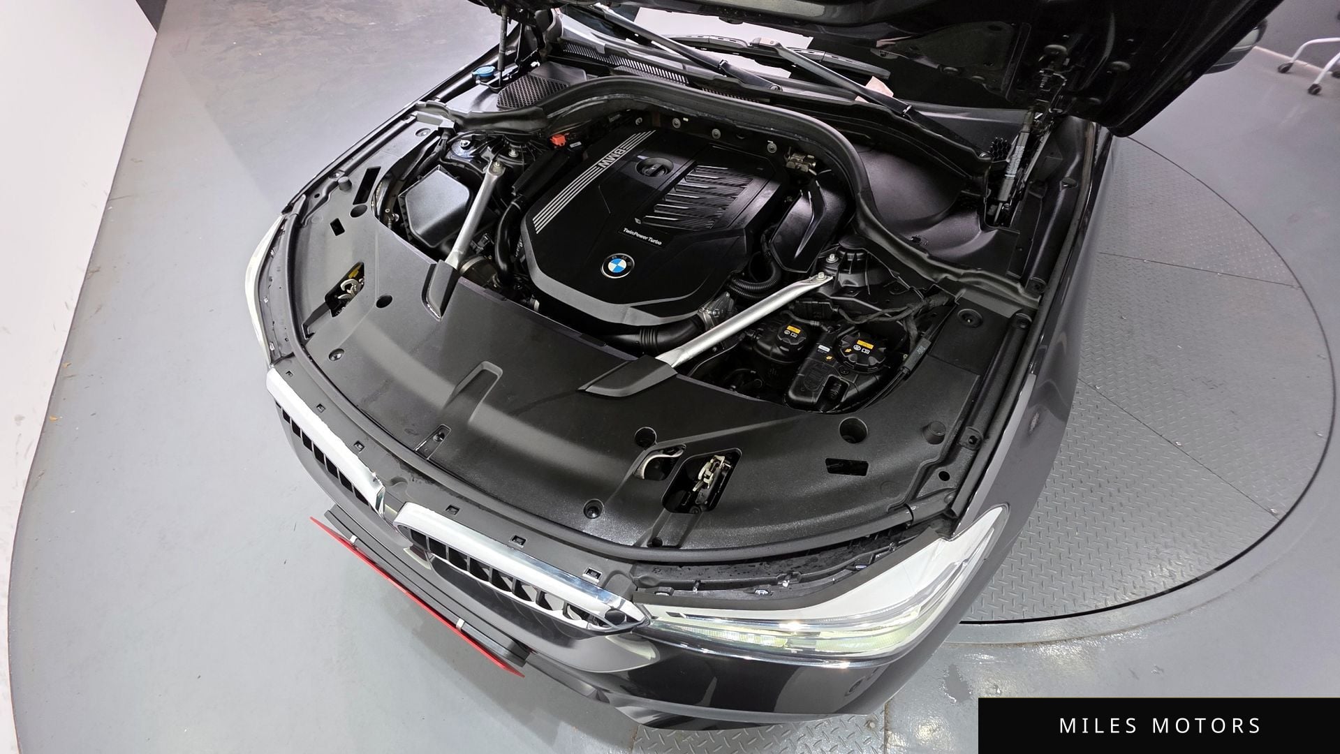 BMW 6 Series GT (G32) 2020 — миниатюра 6