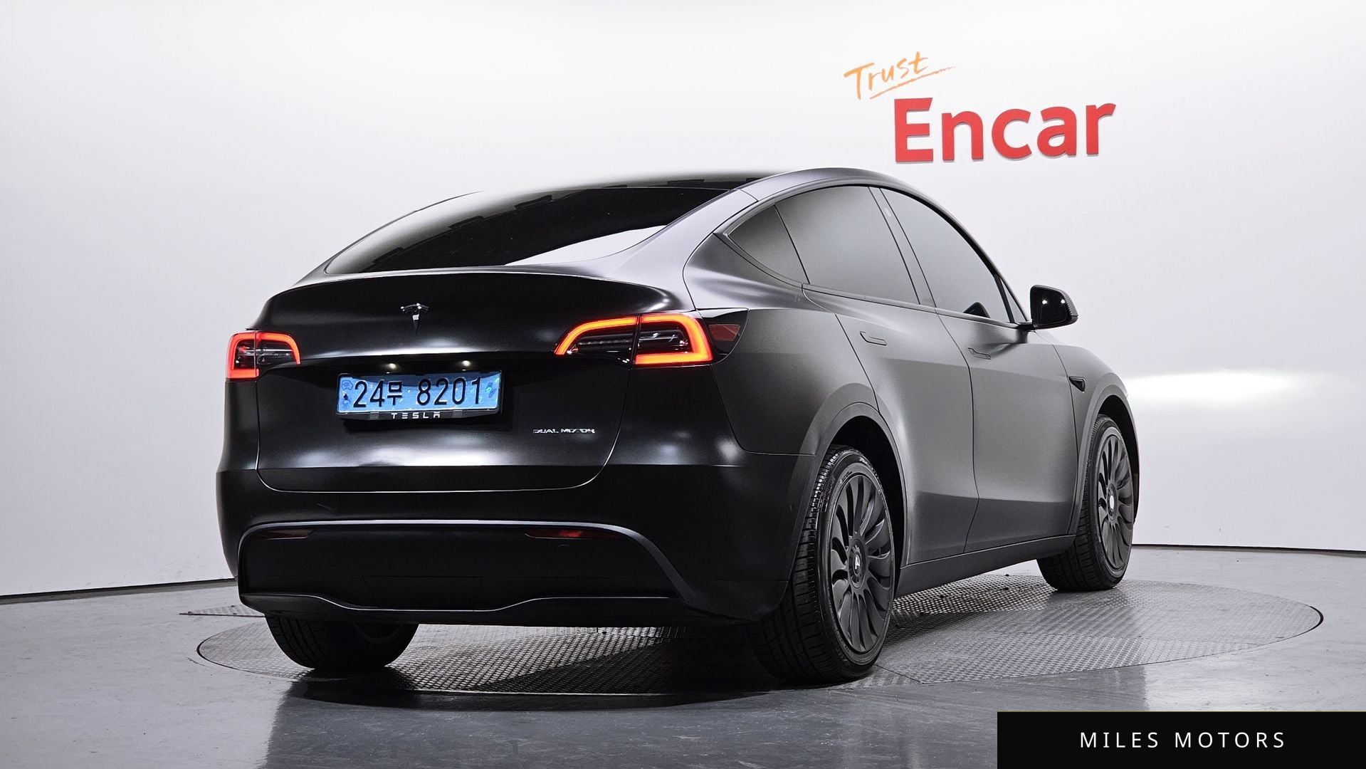 Tesla 모델 Y 2021 — миниатюра 2