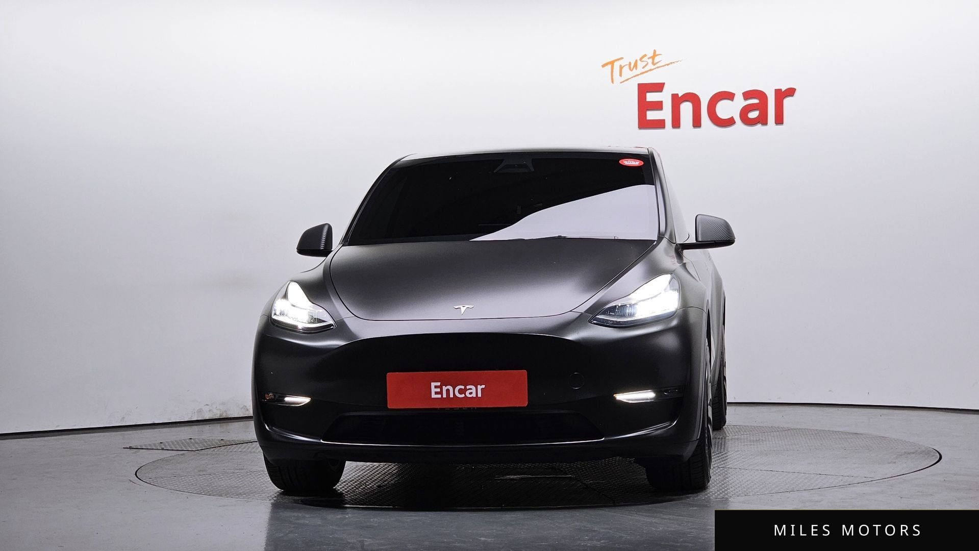Tesla 모델 Y 2021 — миниатюра 3