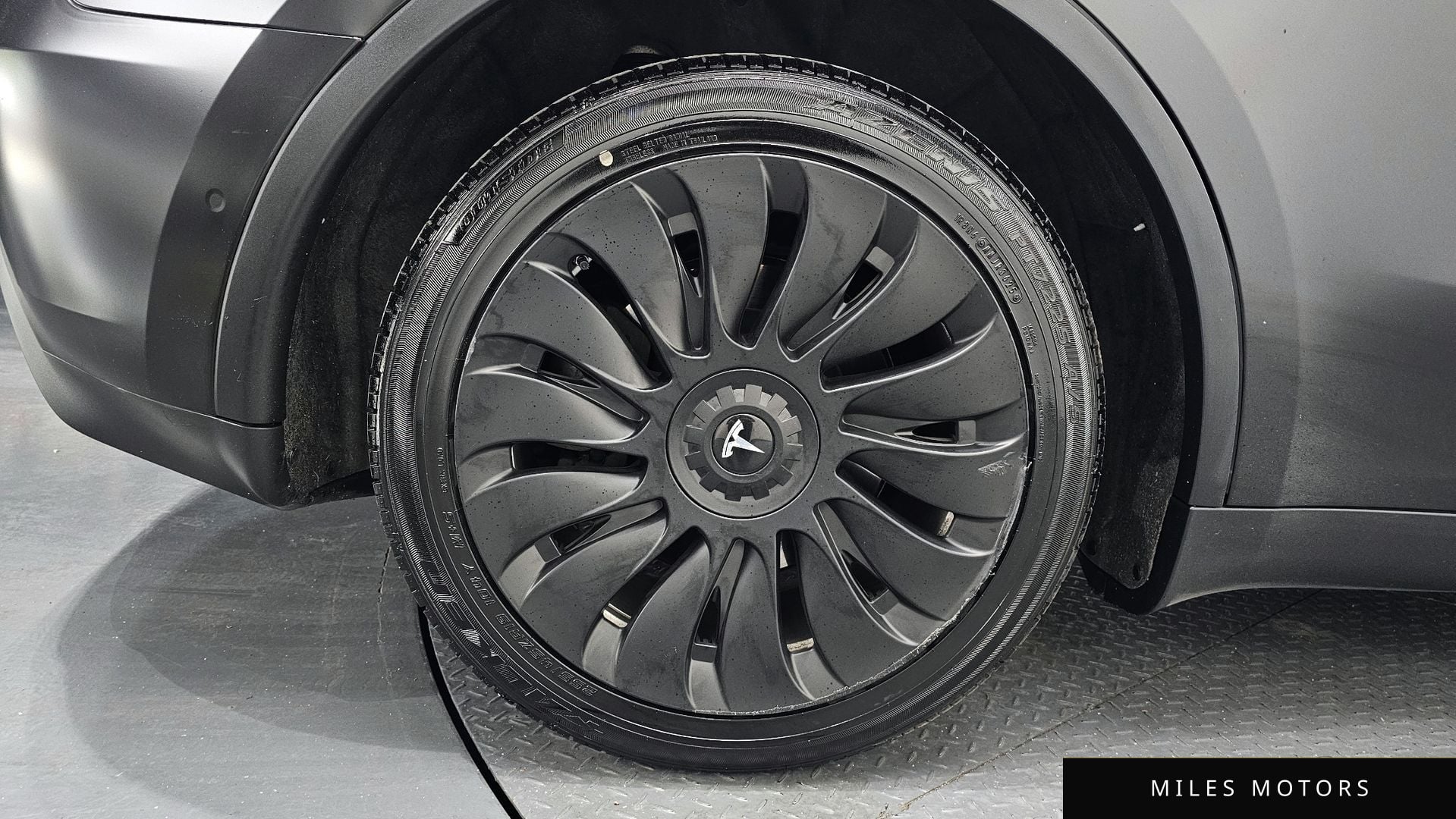 Tesla 모델 Y 2021 — миниатюра 5
