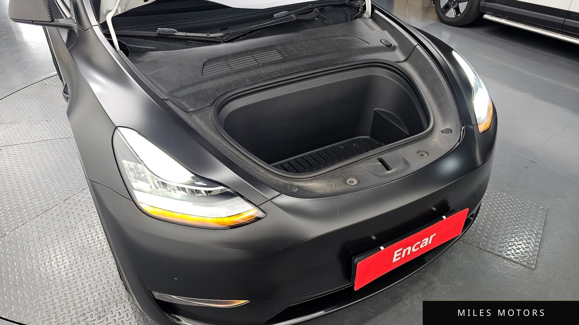 Tesla 모델 Y 2021 — миниатюра 6