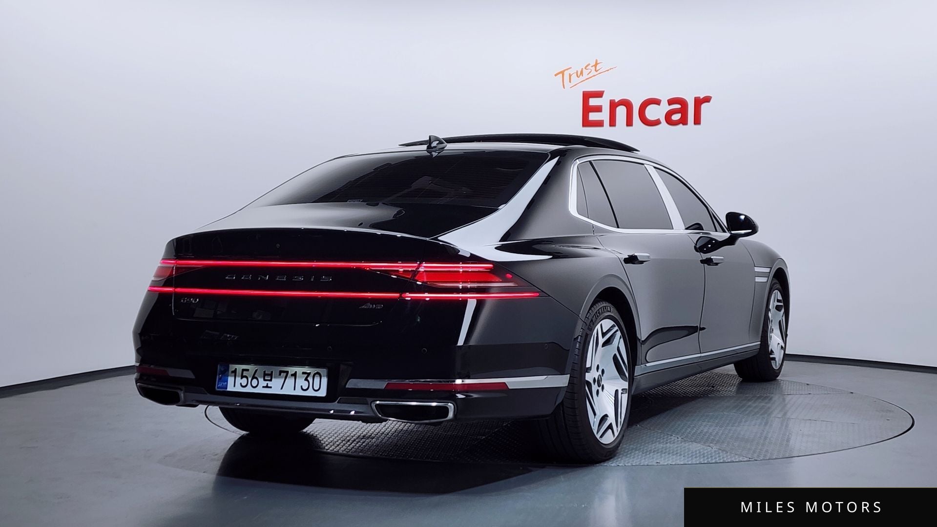 Genesis G90 (RS4) 2023 — миниатюра 2