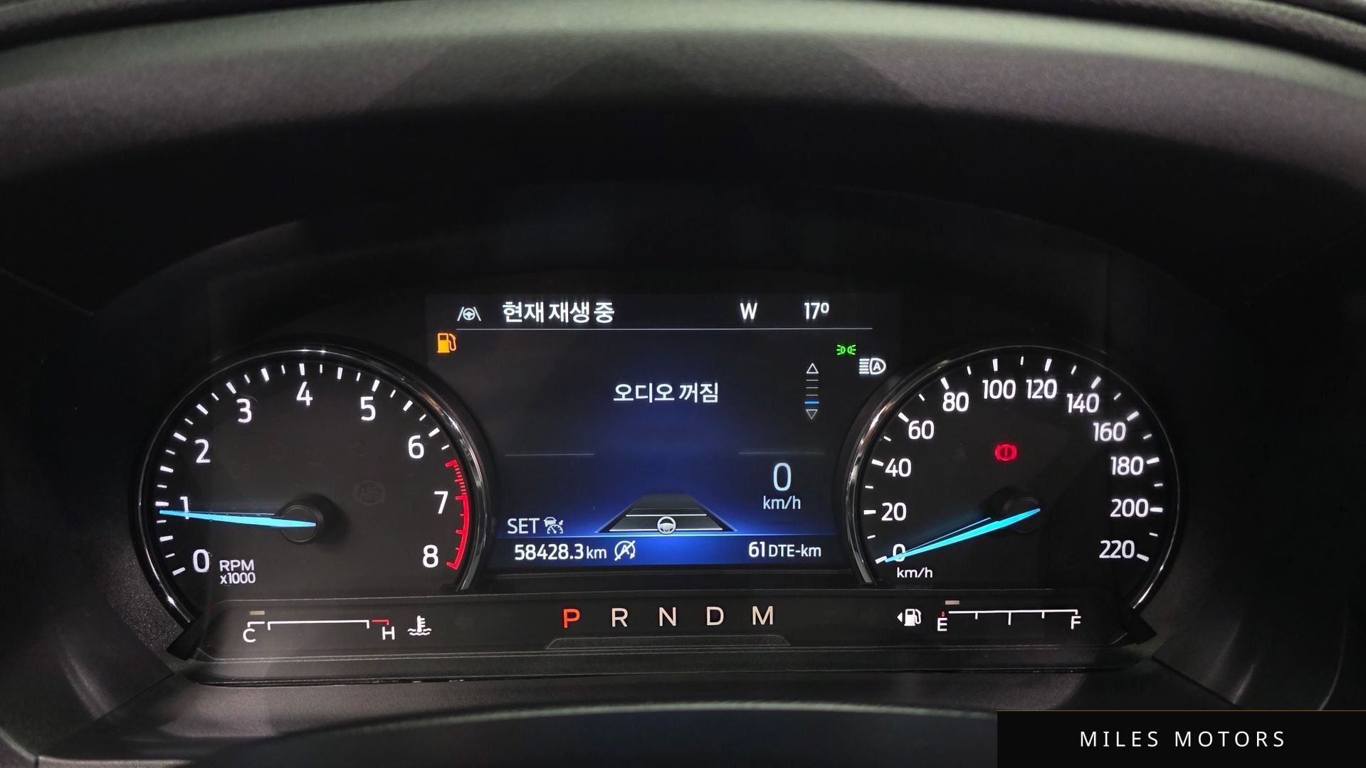 Ford Explorer 2020 — миниатюра 11